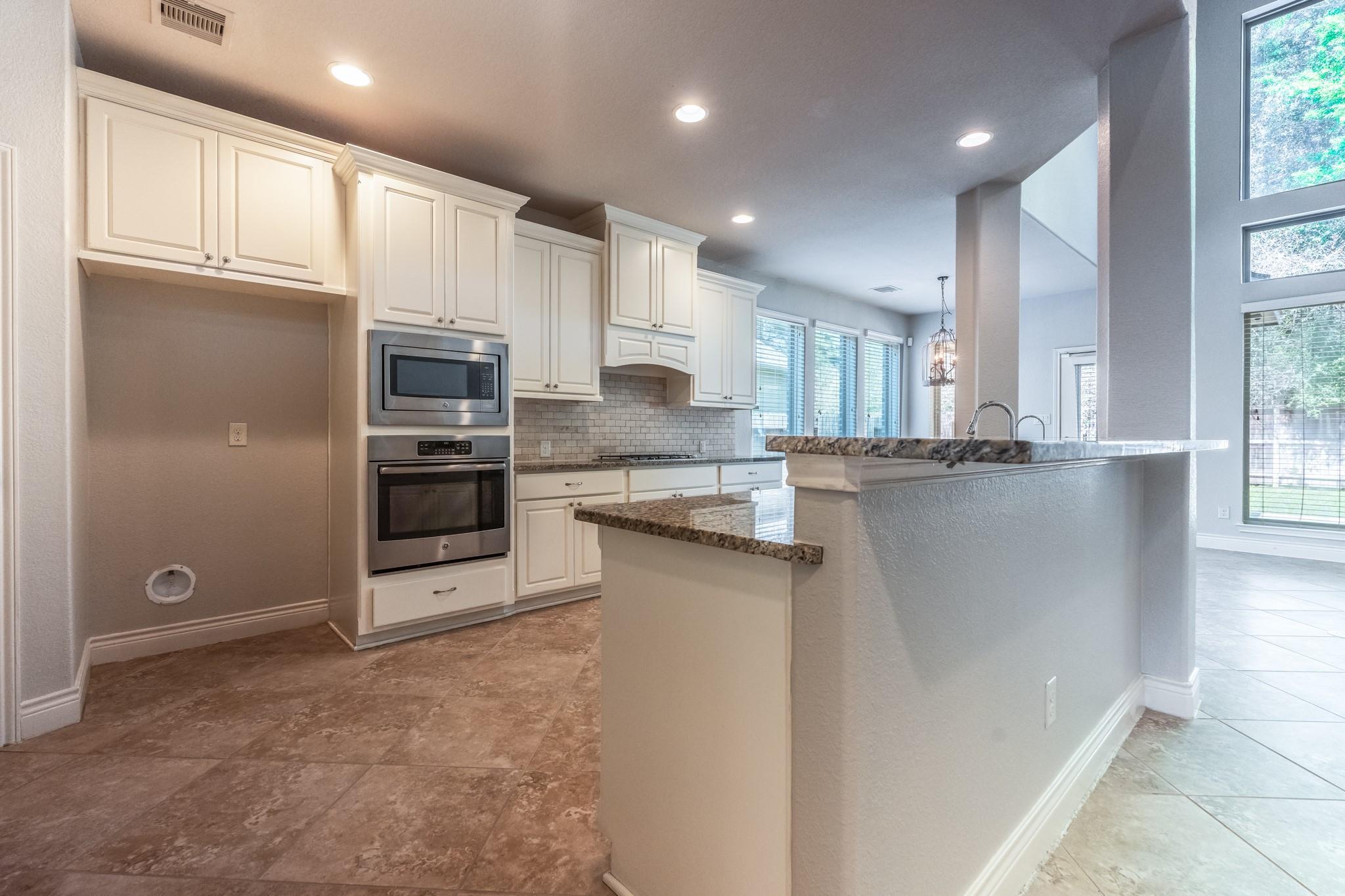 118 N Greatwood Glen Place