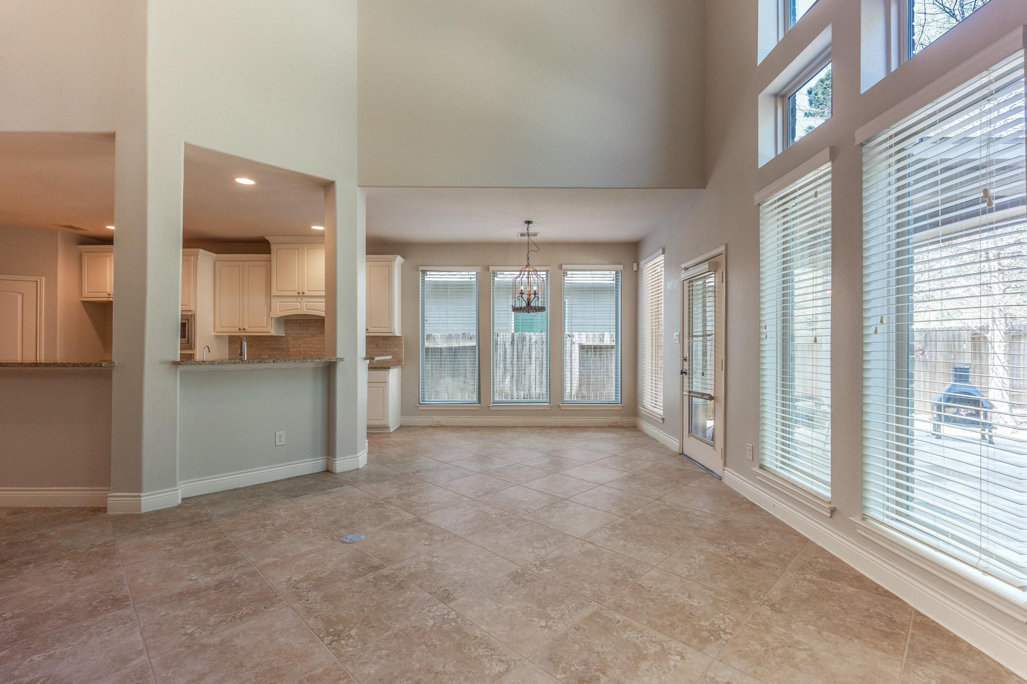 118 N Greatwood Glen Place