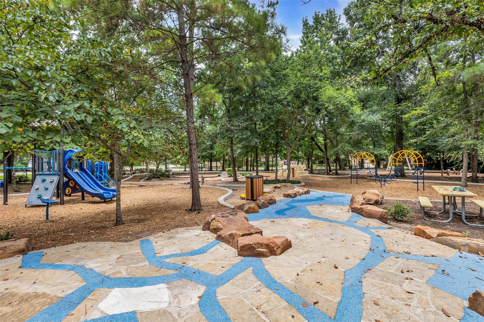 107 Kinderwood Trail