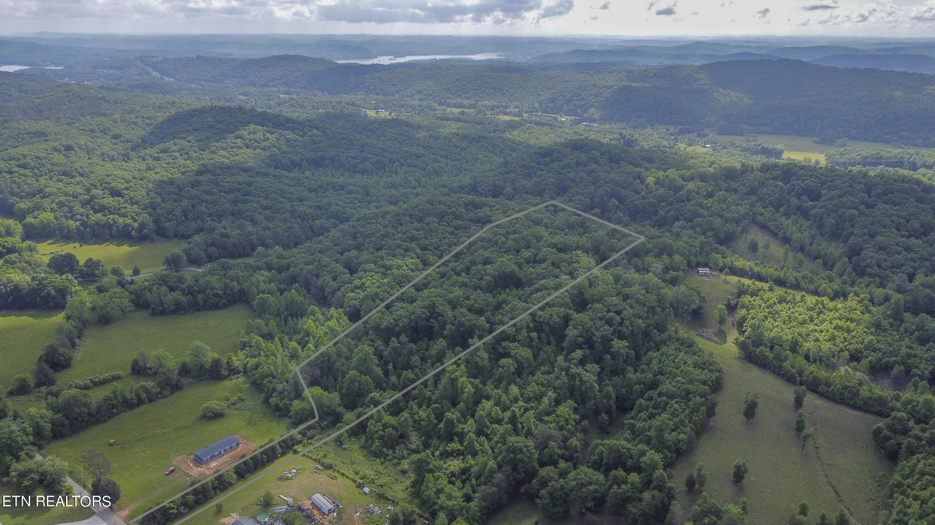 234 Laurel Bluff Rd