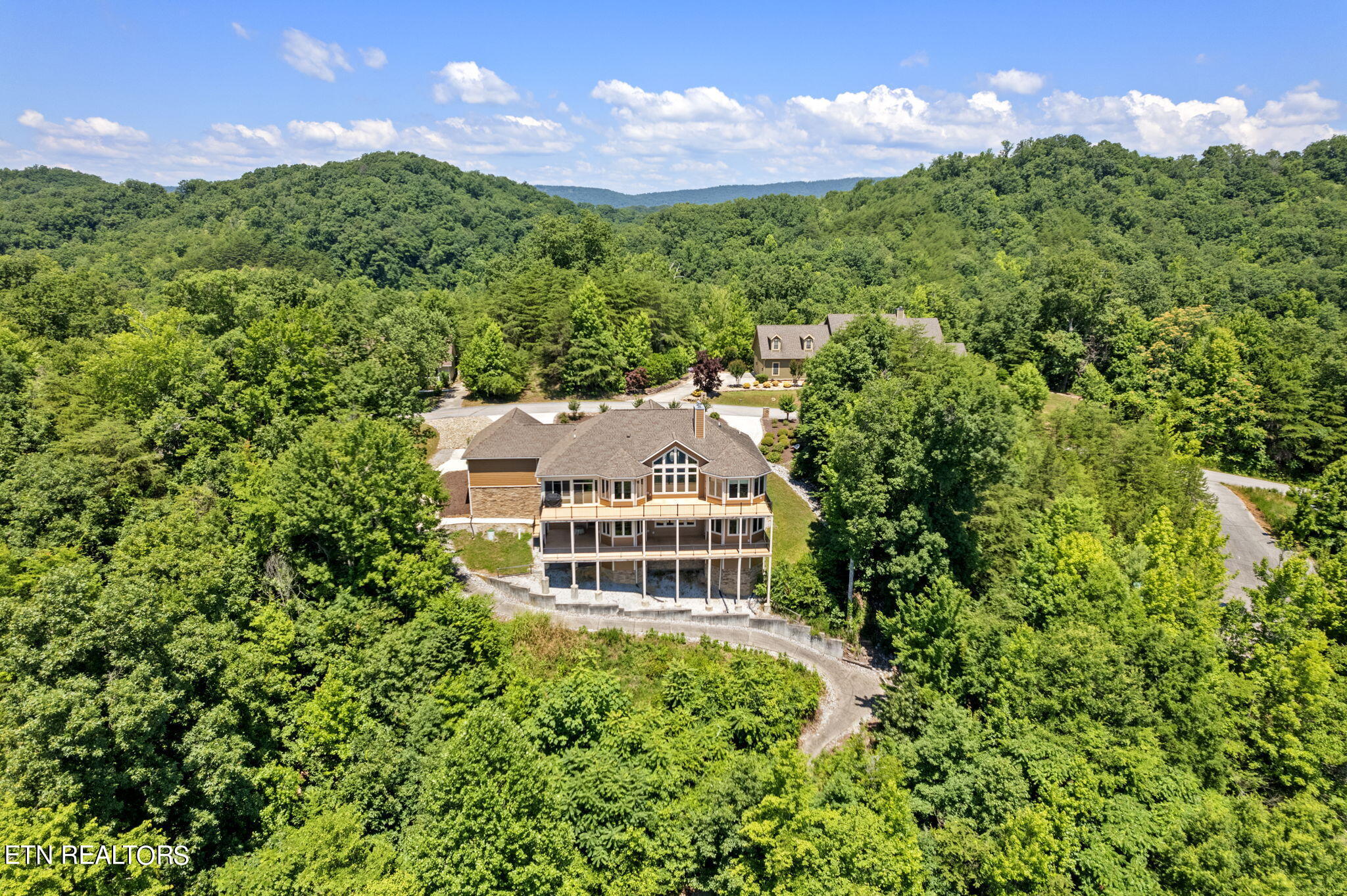 106 Overlook Drive