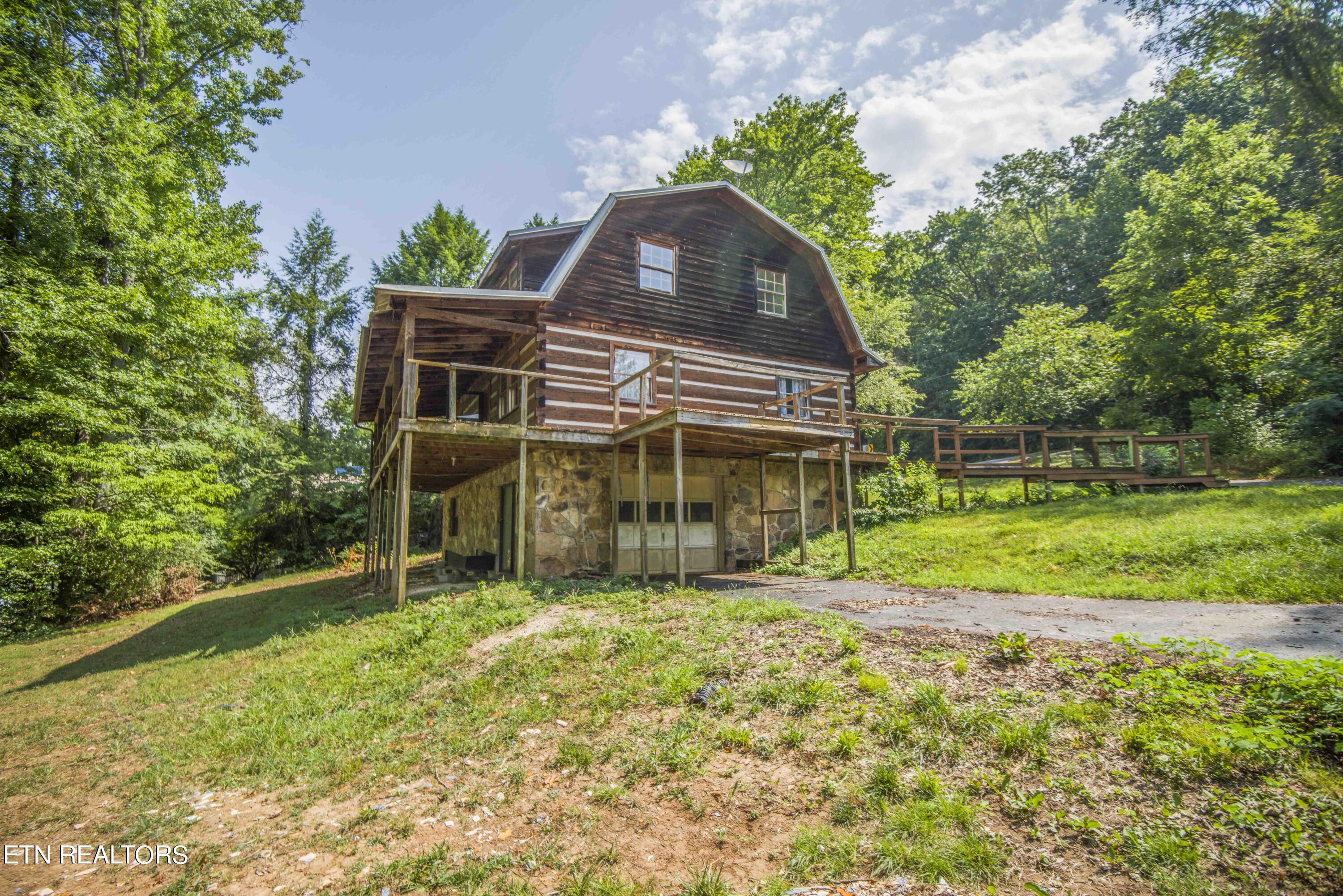 2151 Sugar Grove Valley Rd