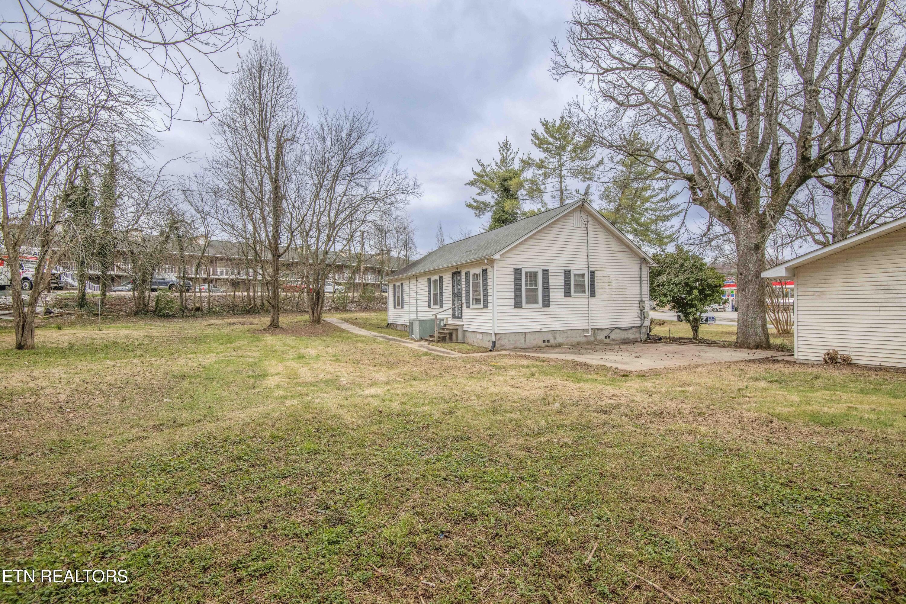 942 Old N Kentucky St