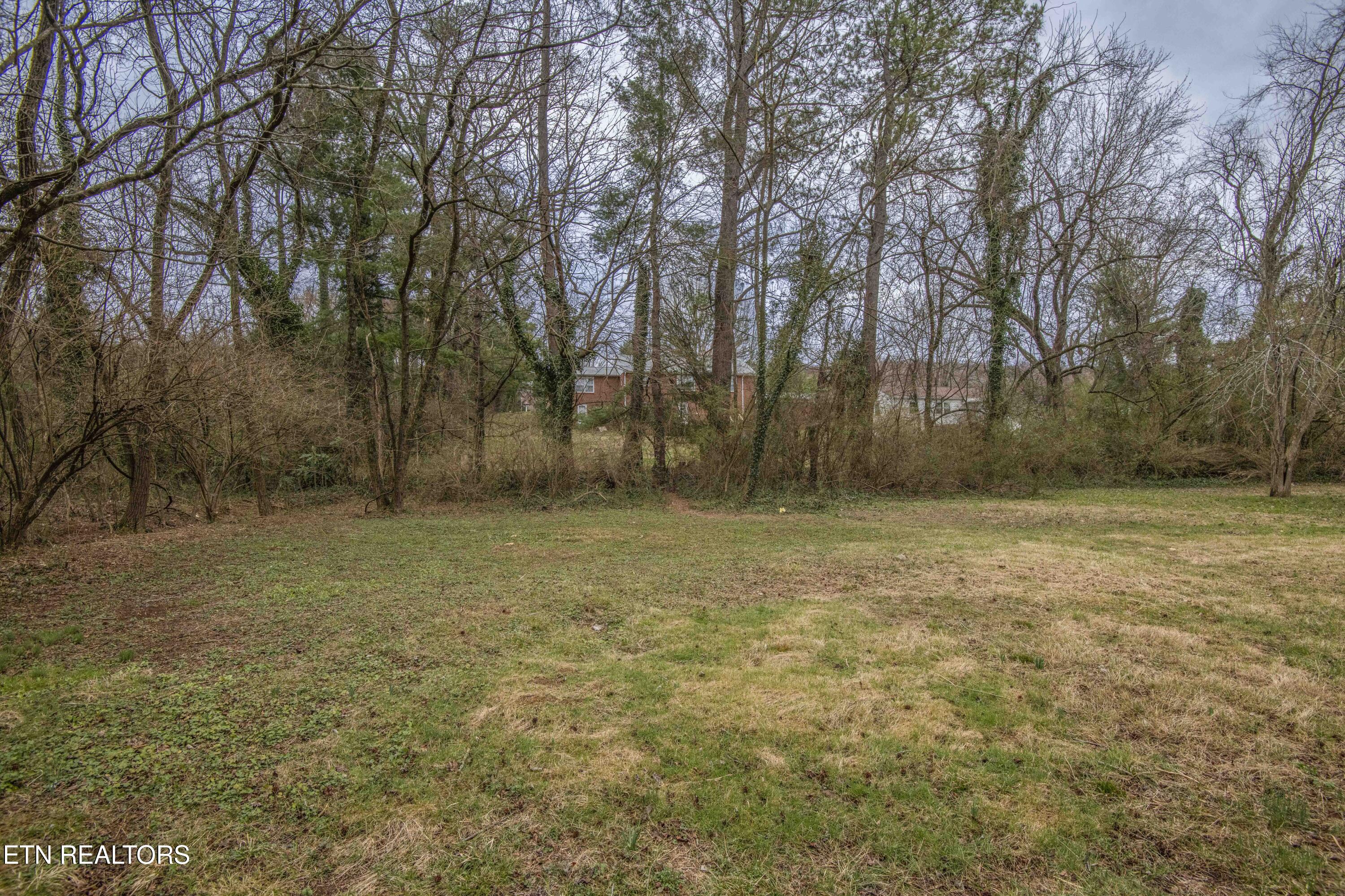 942 Old N Kentucky St