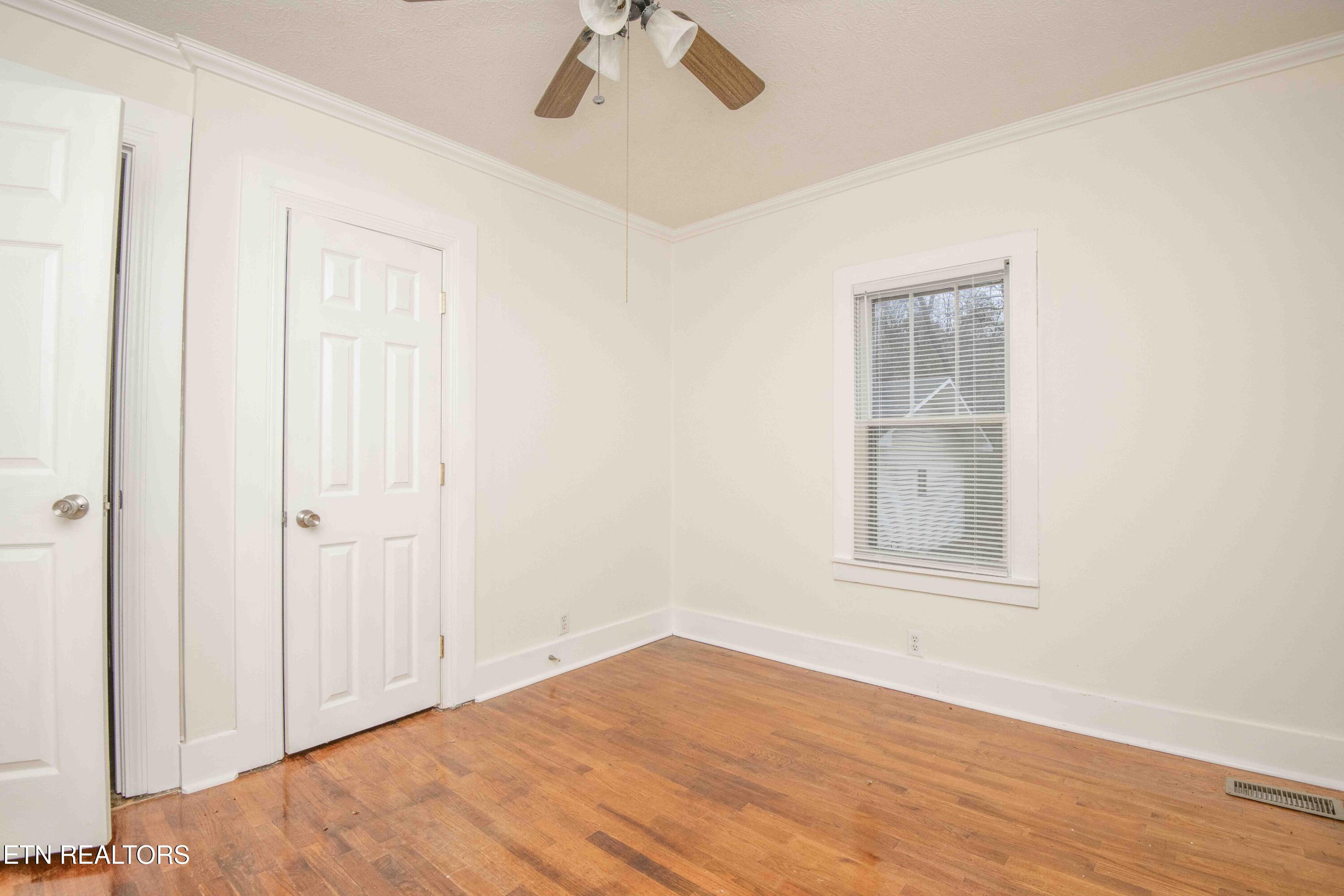 942 Old N Kentucky St