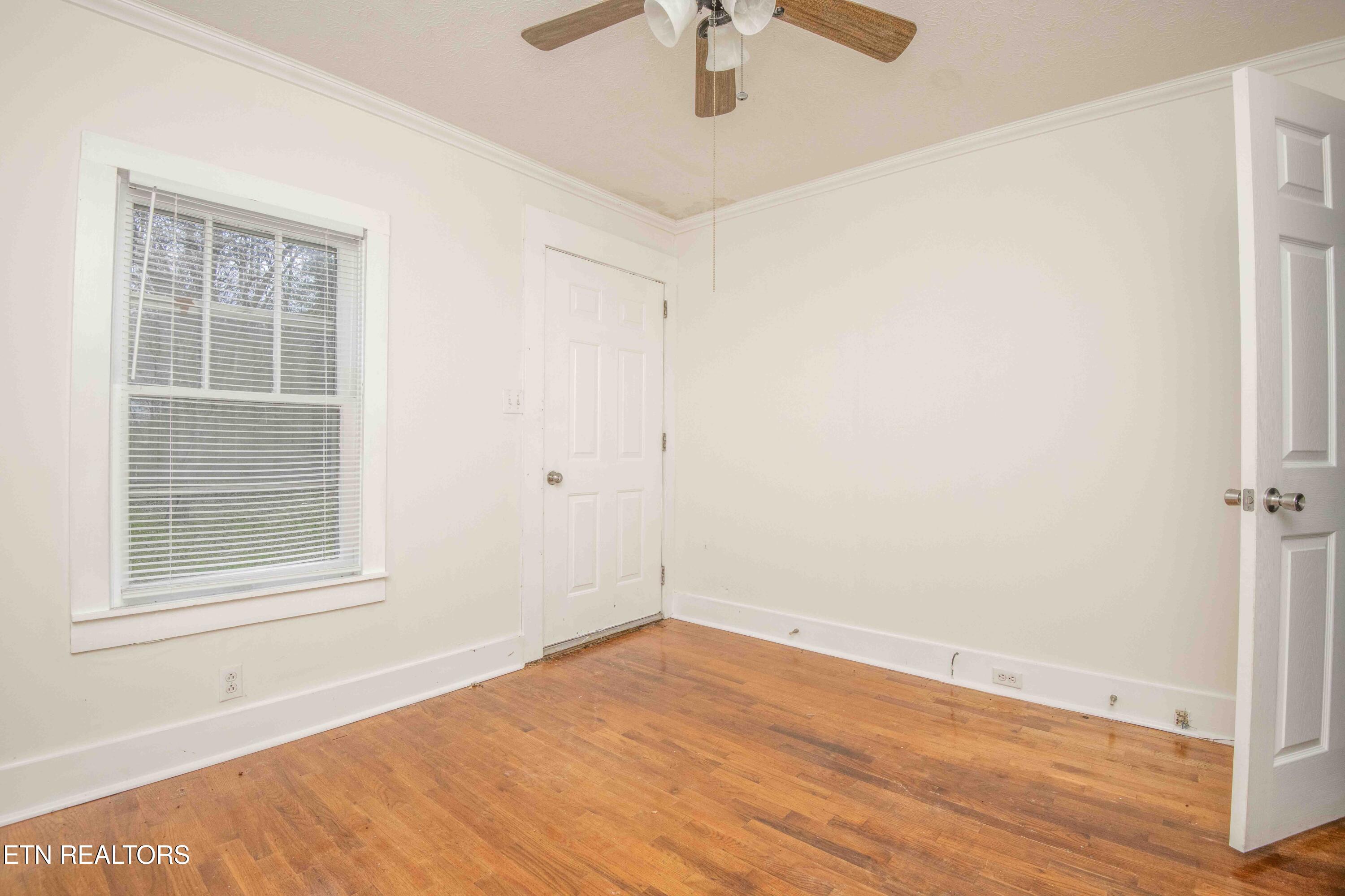 942 Old N Kentucky St