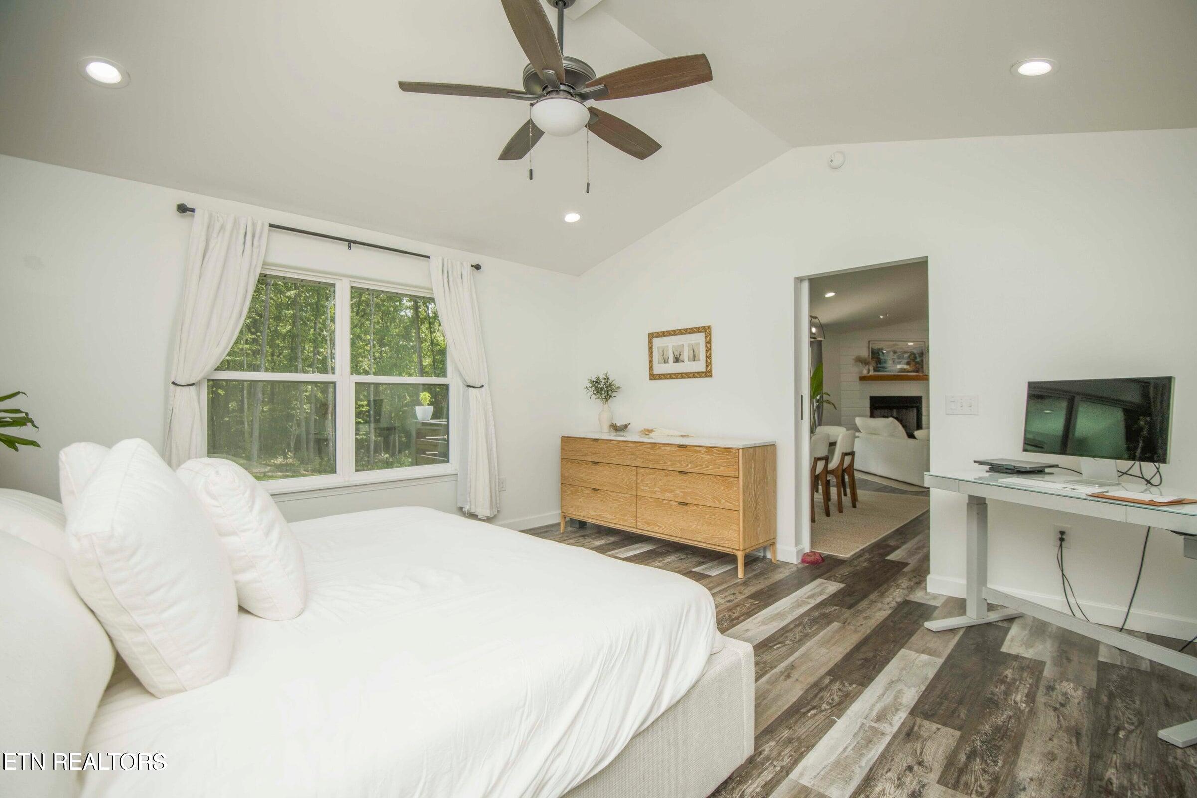 126 Homestead Hollow Rd