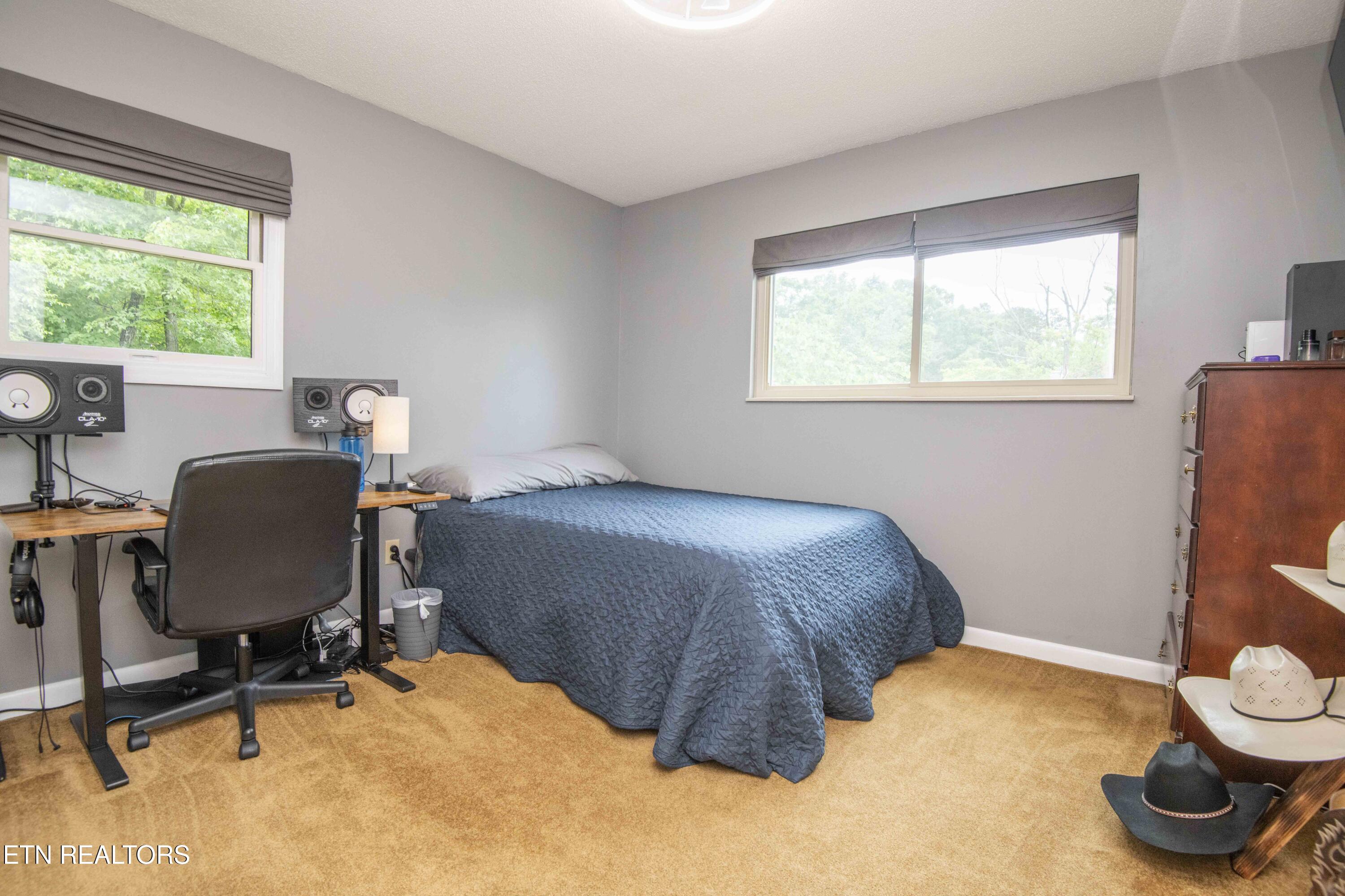 181 Little Johnson Valley Rd