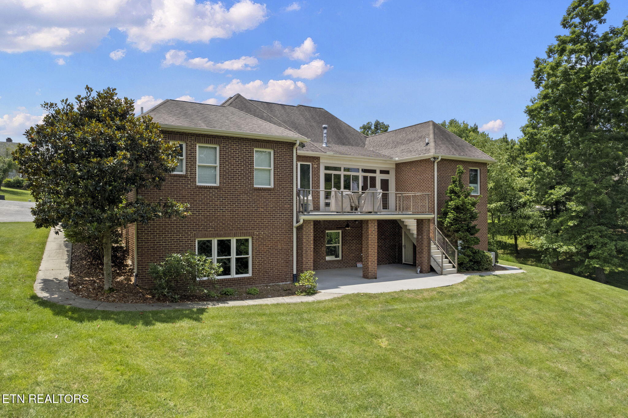 208 High Pointe Village Way