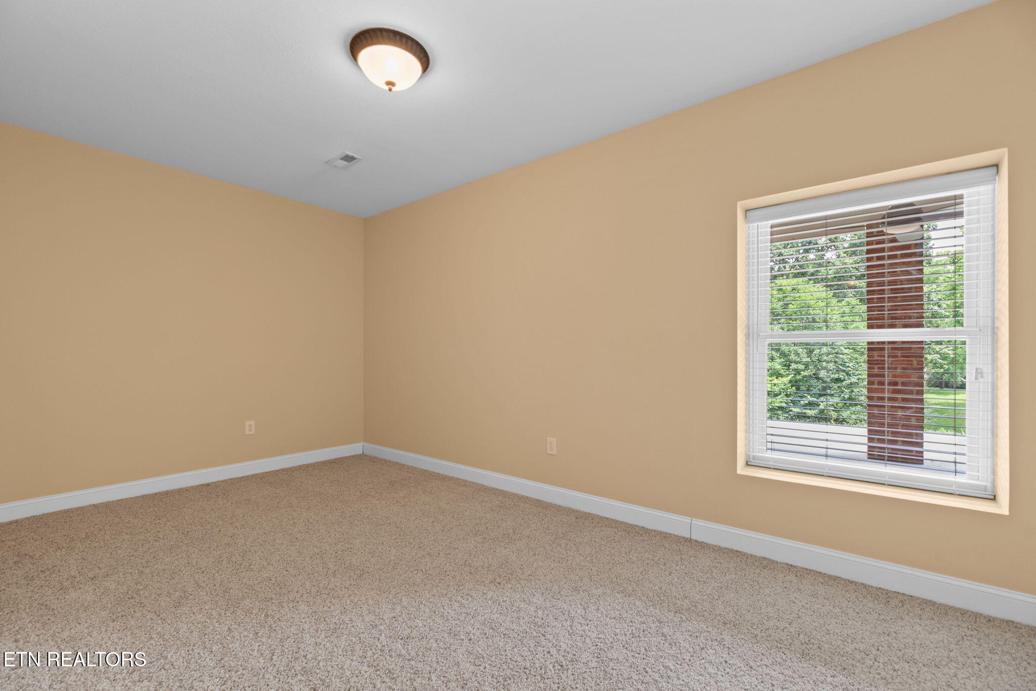 208 High Pointe Village Way
