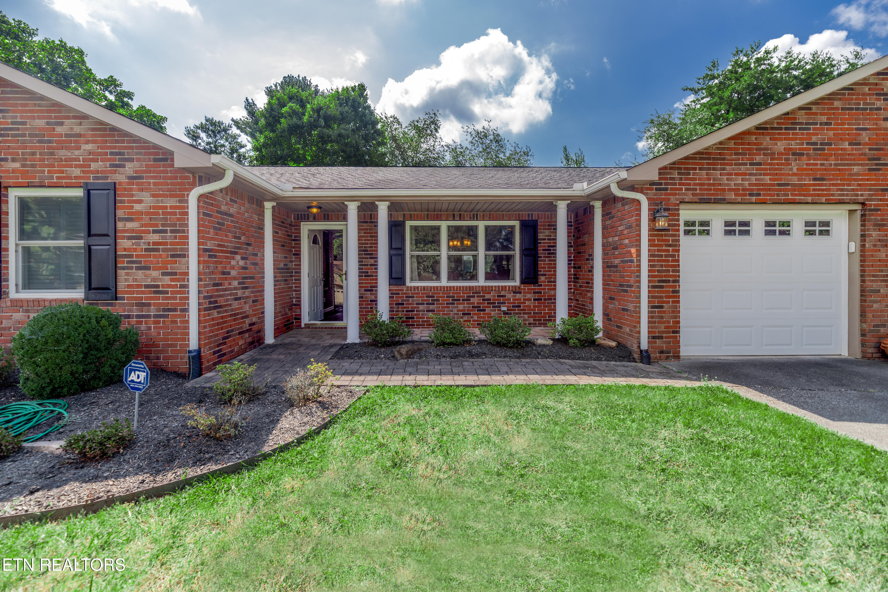 12624 Pony Express Drive