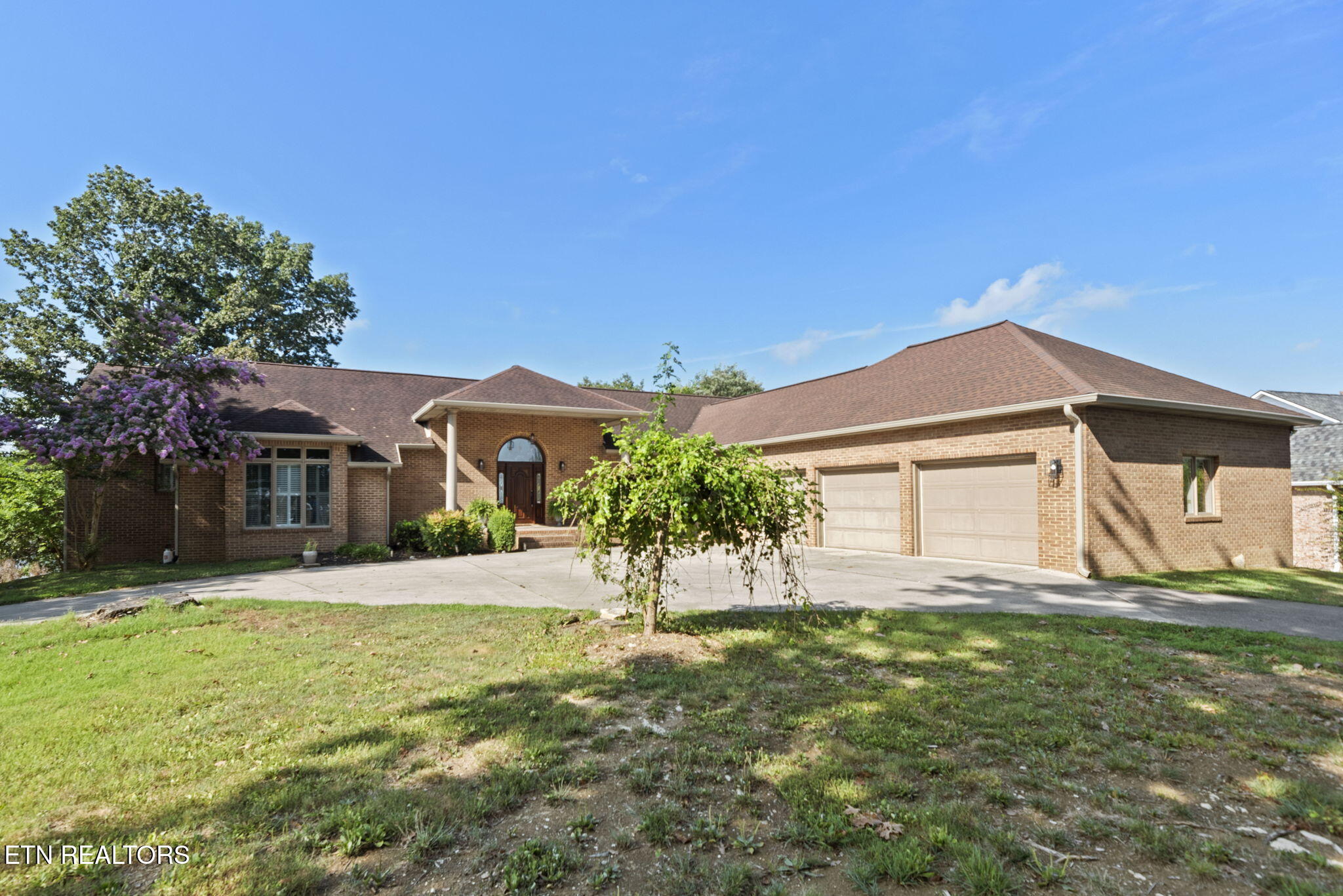 201 High Pointe Village Way