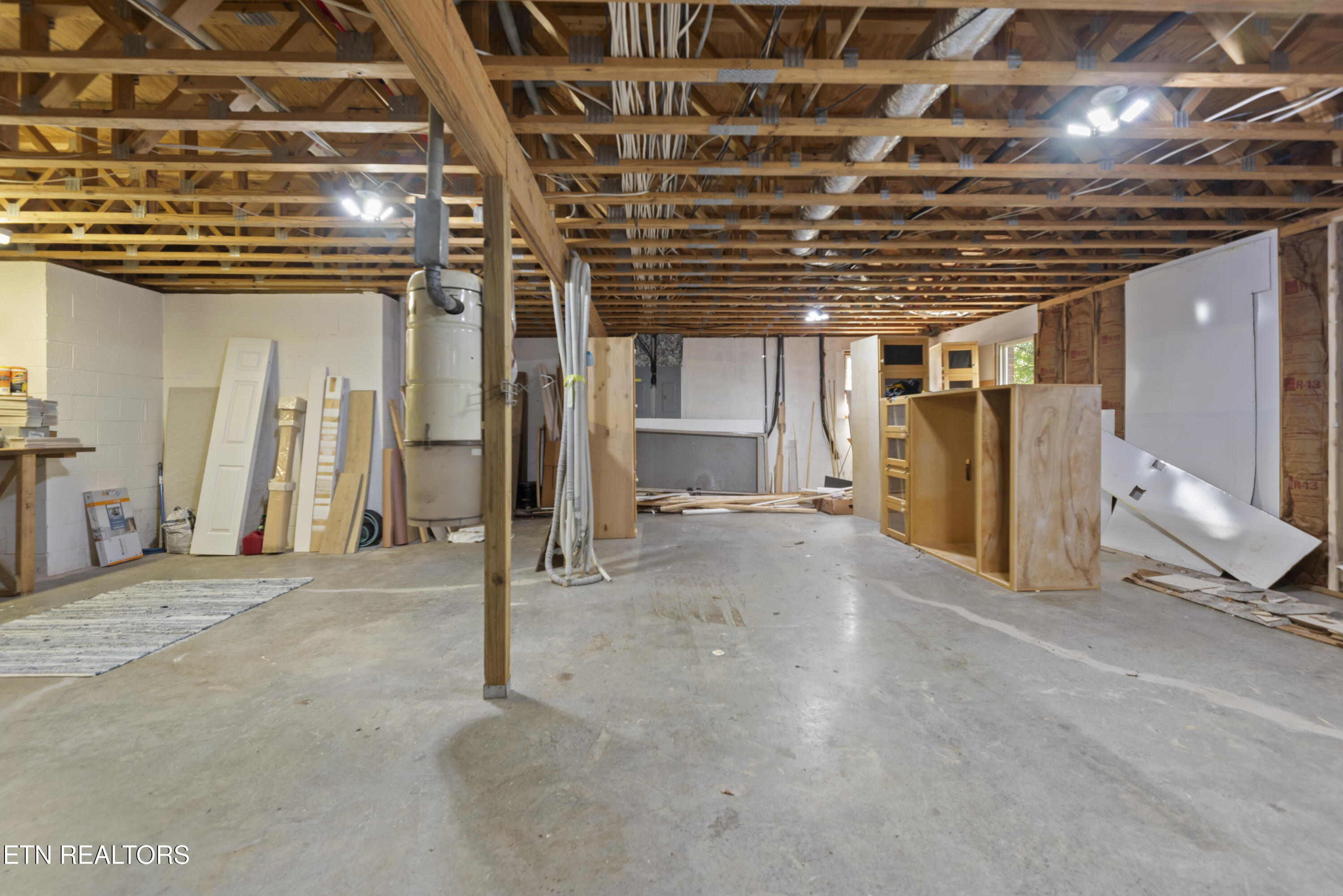 201 High Pointe Village Way