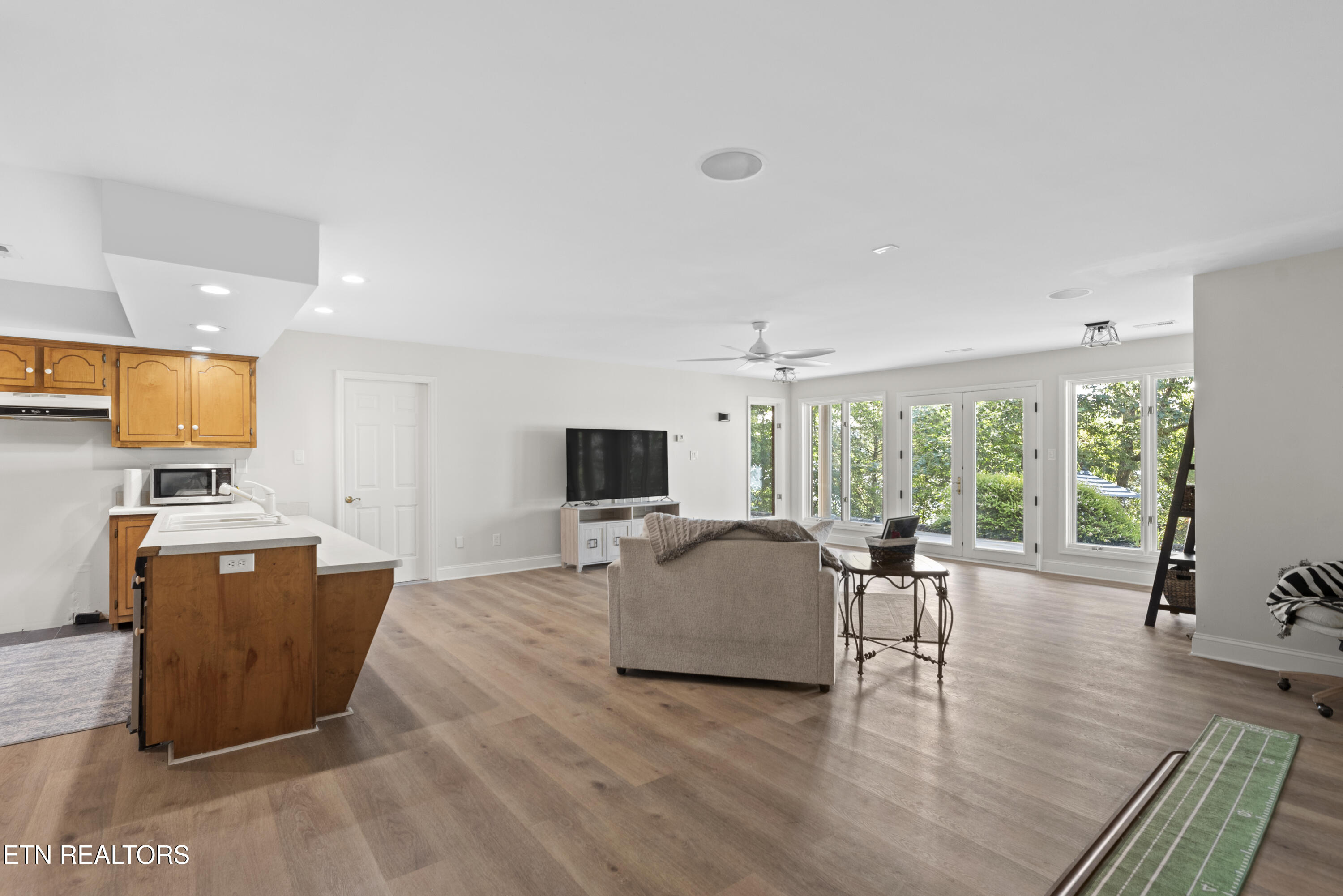 201 High Pointe Village Way