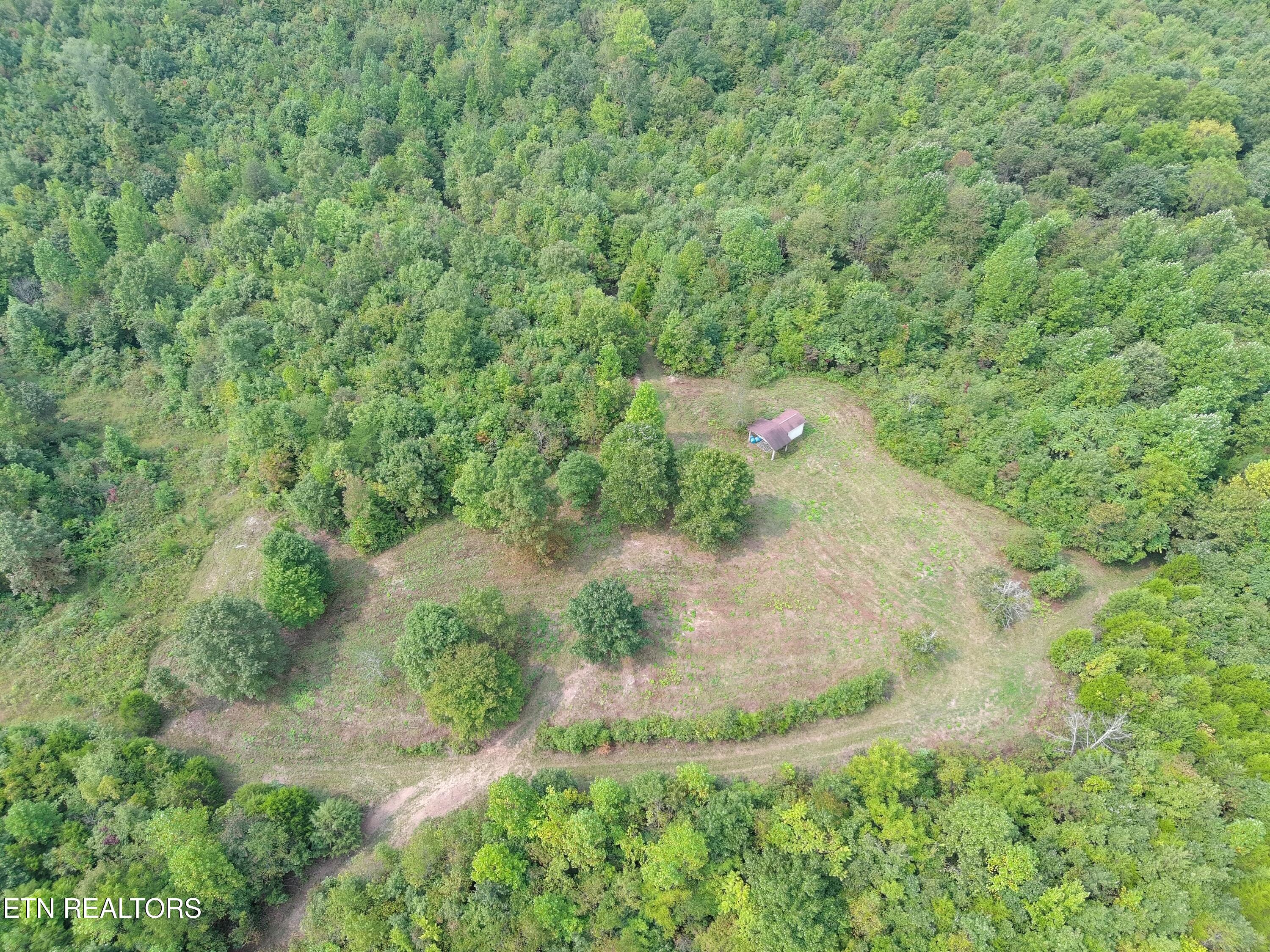 417 Womac Hollow Rd