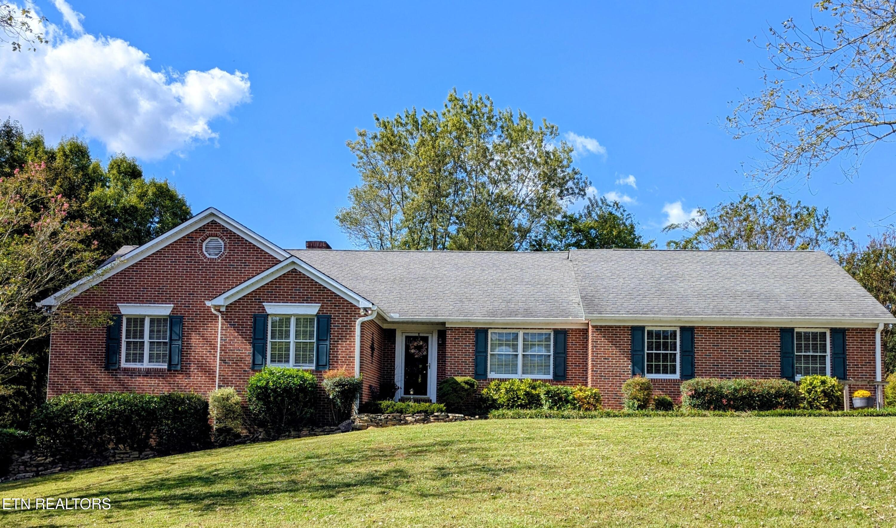 121 Bailey Rd