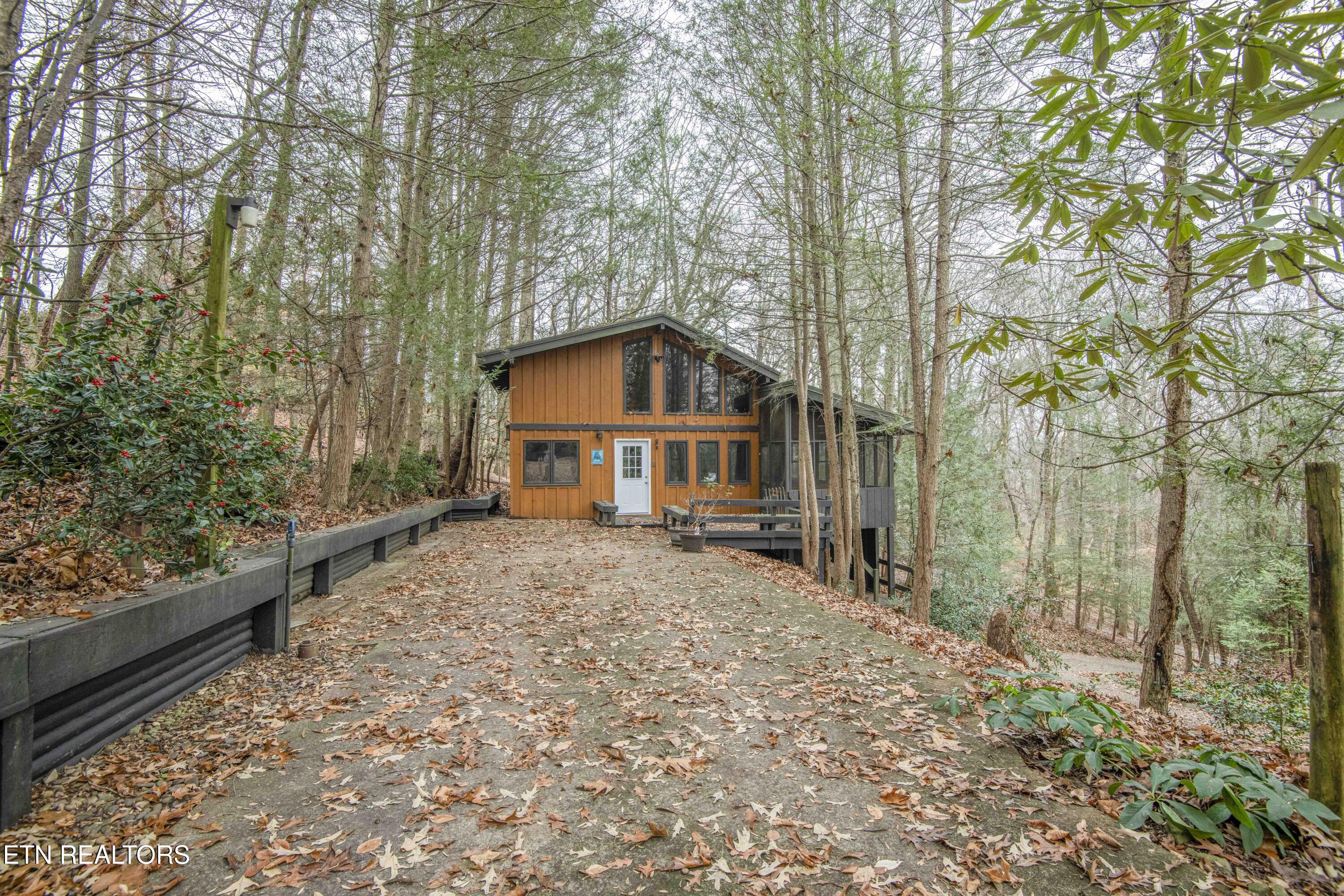 5510 Glen Cove Drive