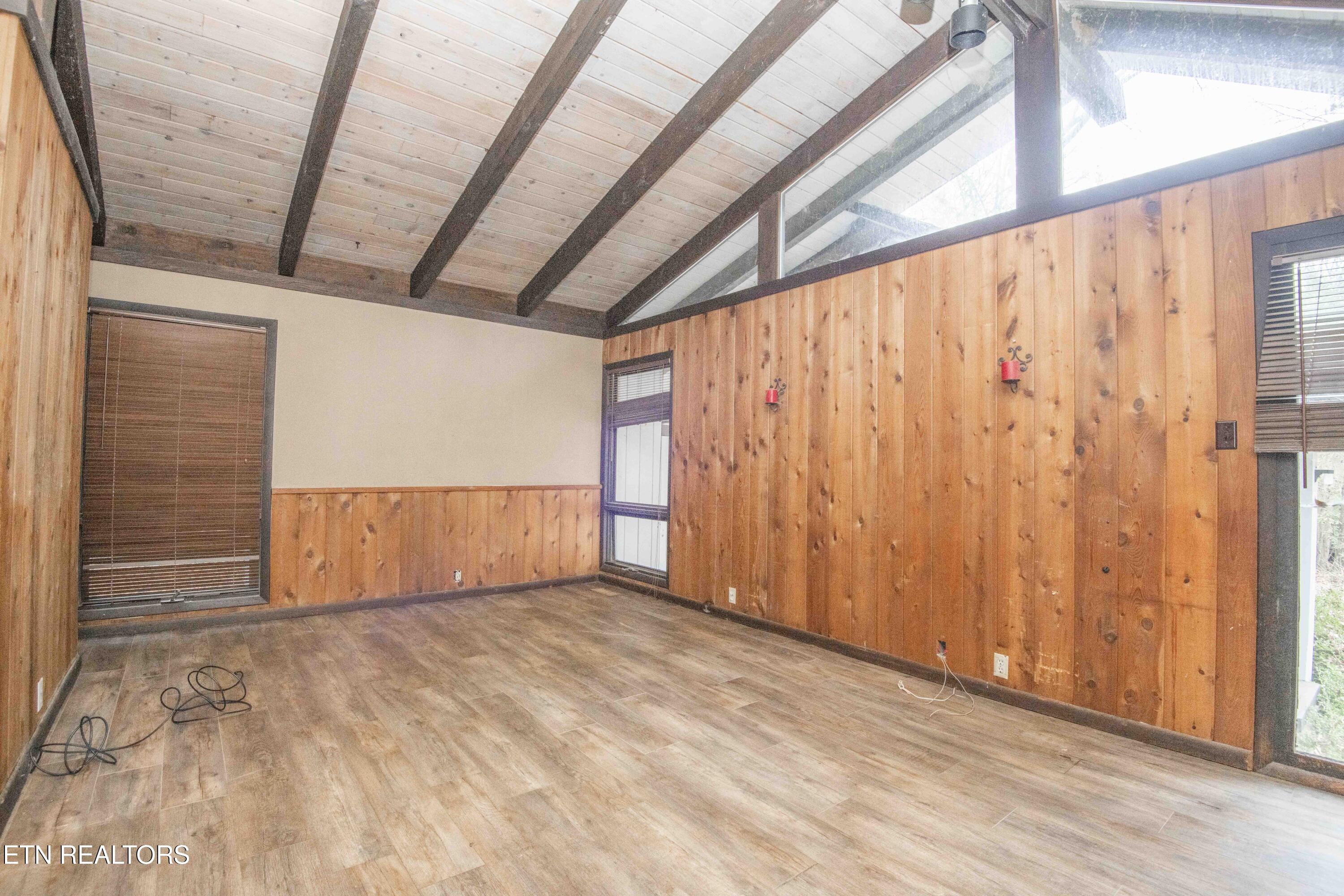 5510 Glen Cove Drive