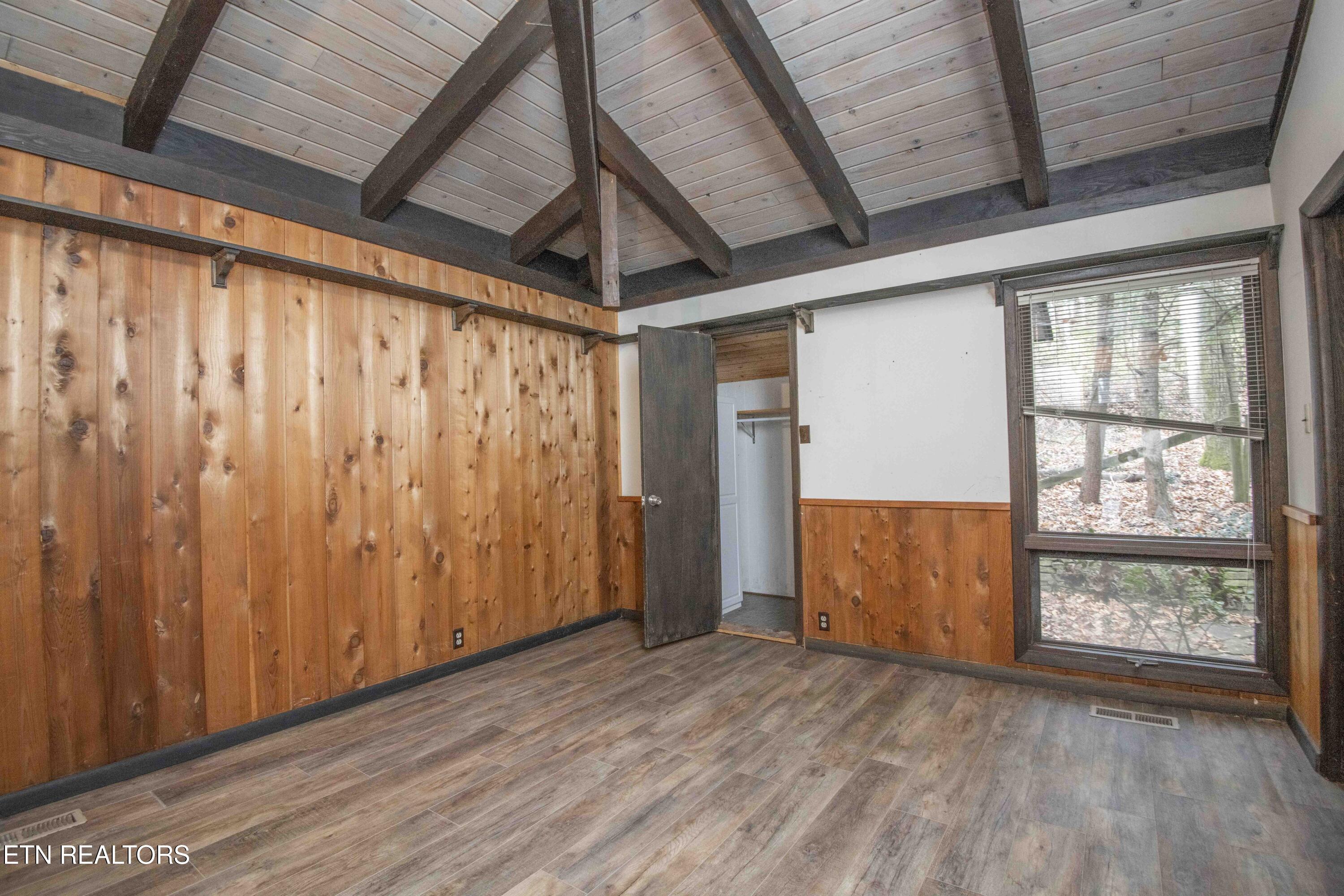 5510 Glen Cove Drive