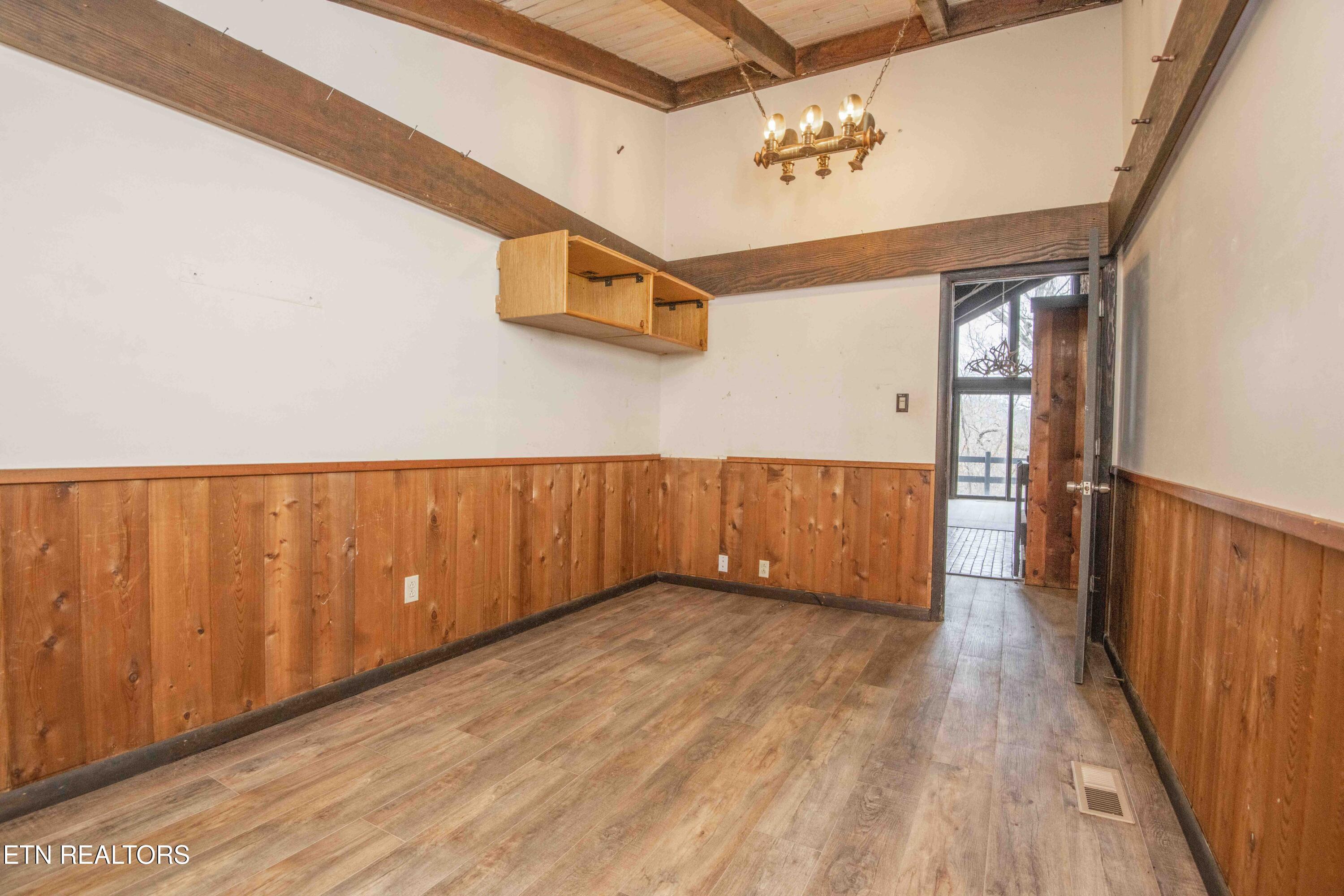 5510 Glen Cove Drive