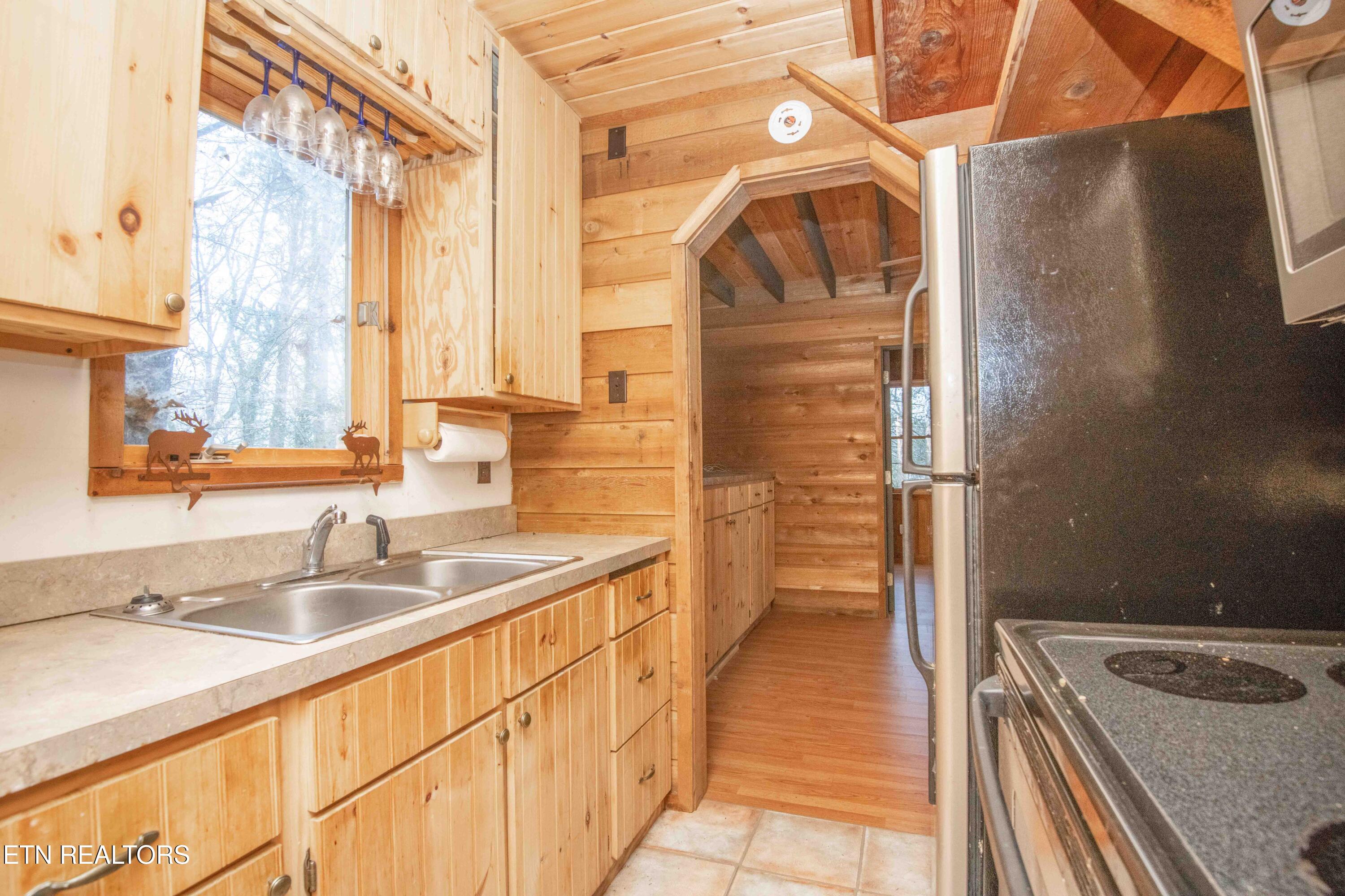 5510 Glen Cove Drive