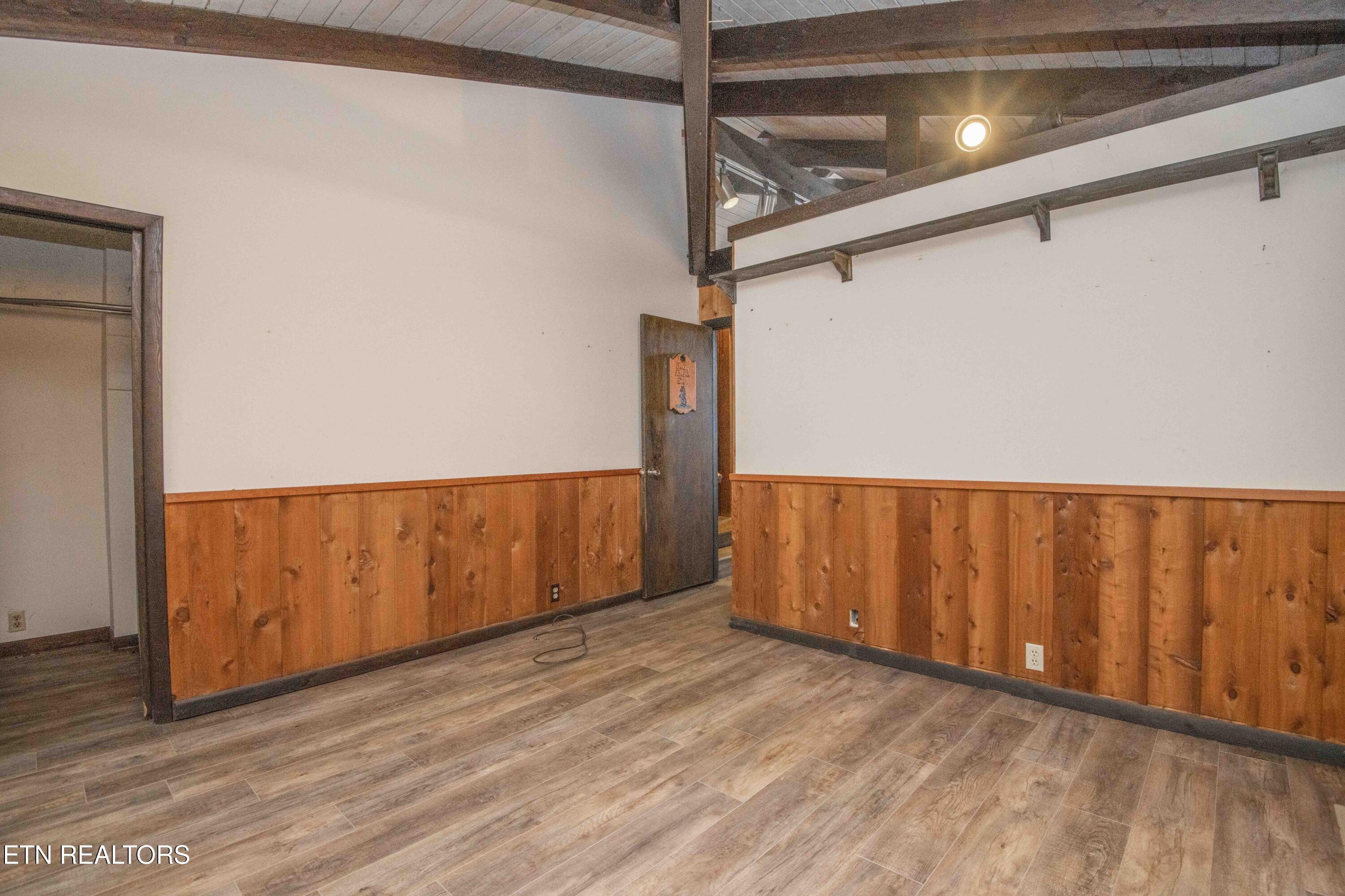 5510 Glen Cove Drive