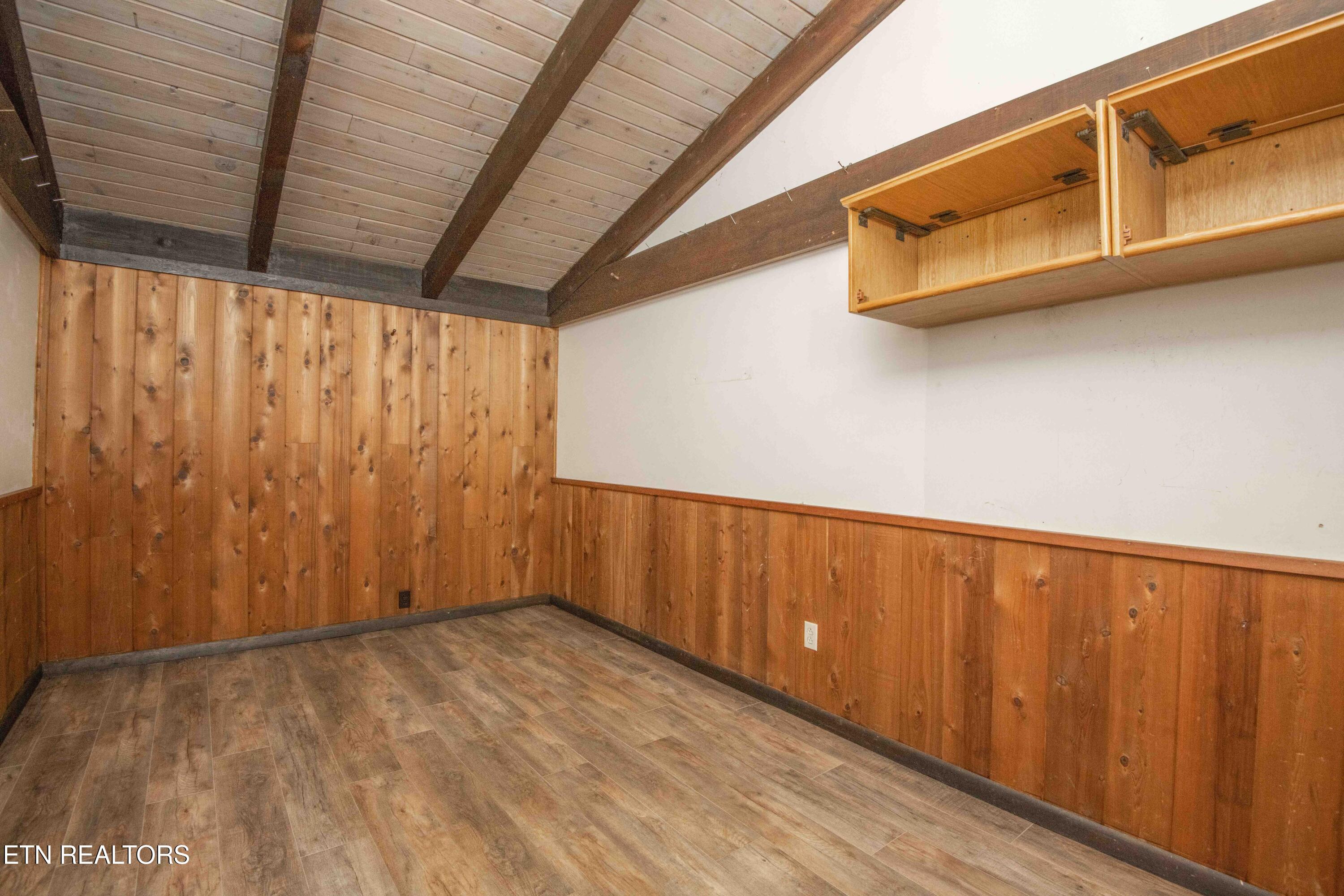 5510 Glen Cove Drive