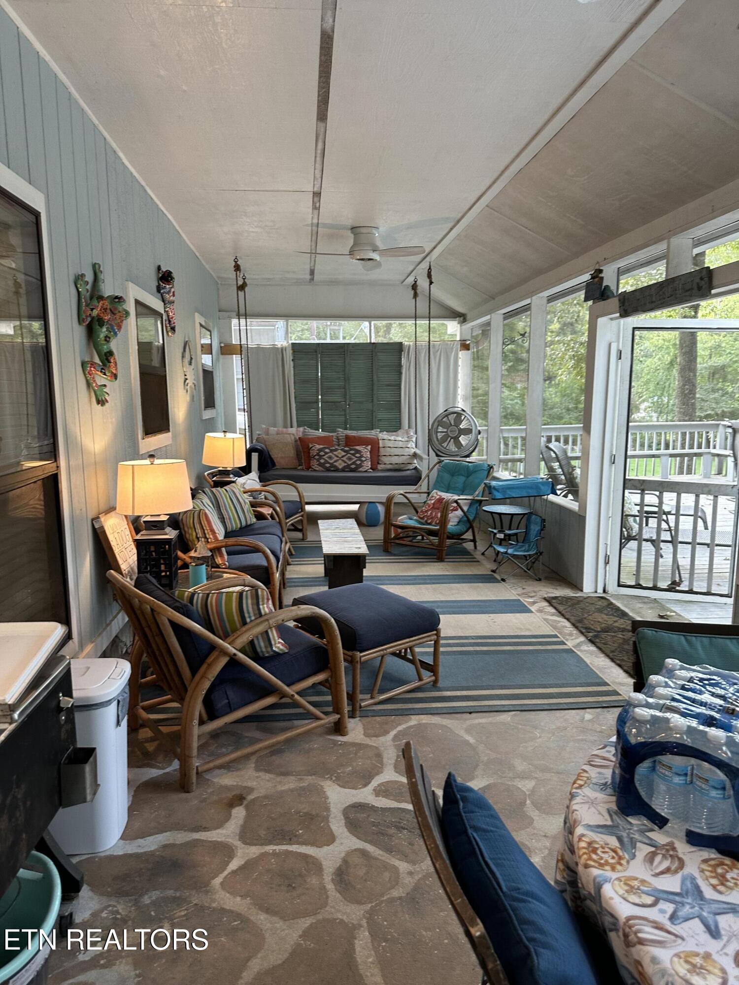 137 Lake Forest Lane