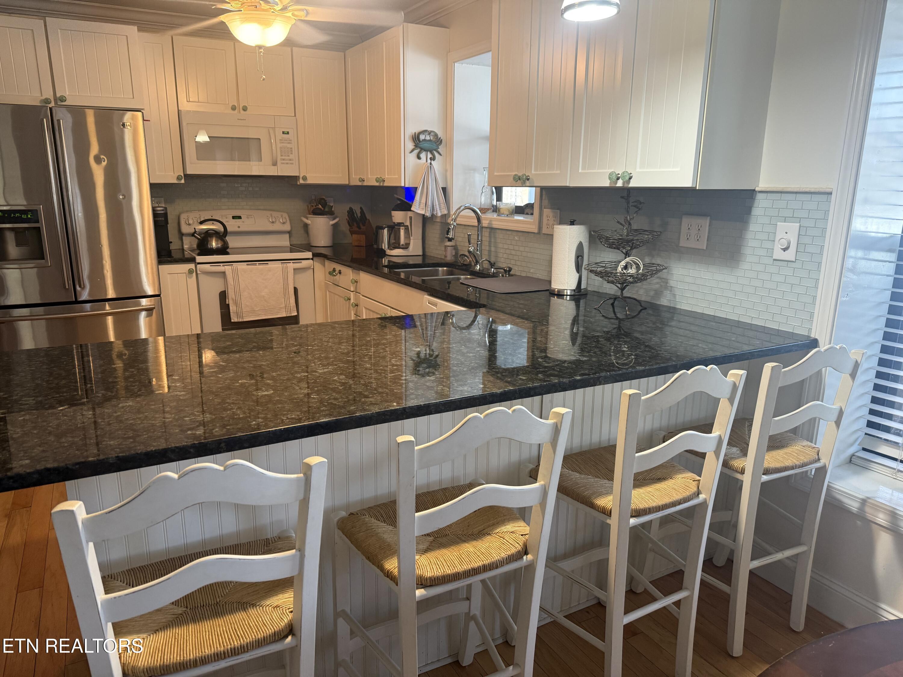 137 Lake Forest Lane