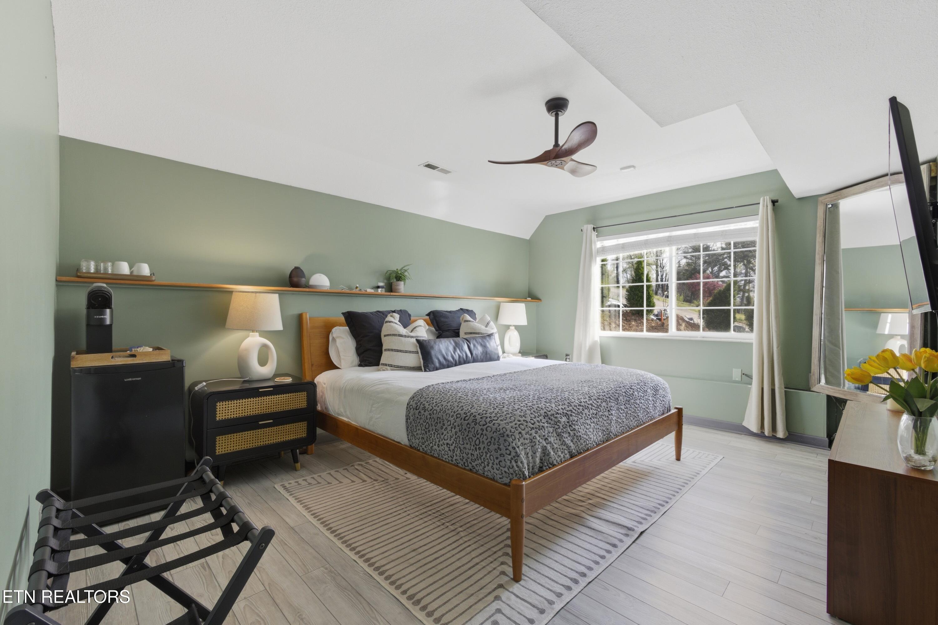 141 Settlers Rd