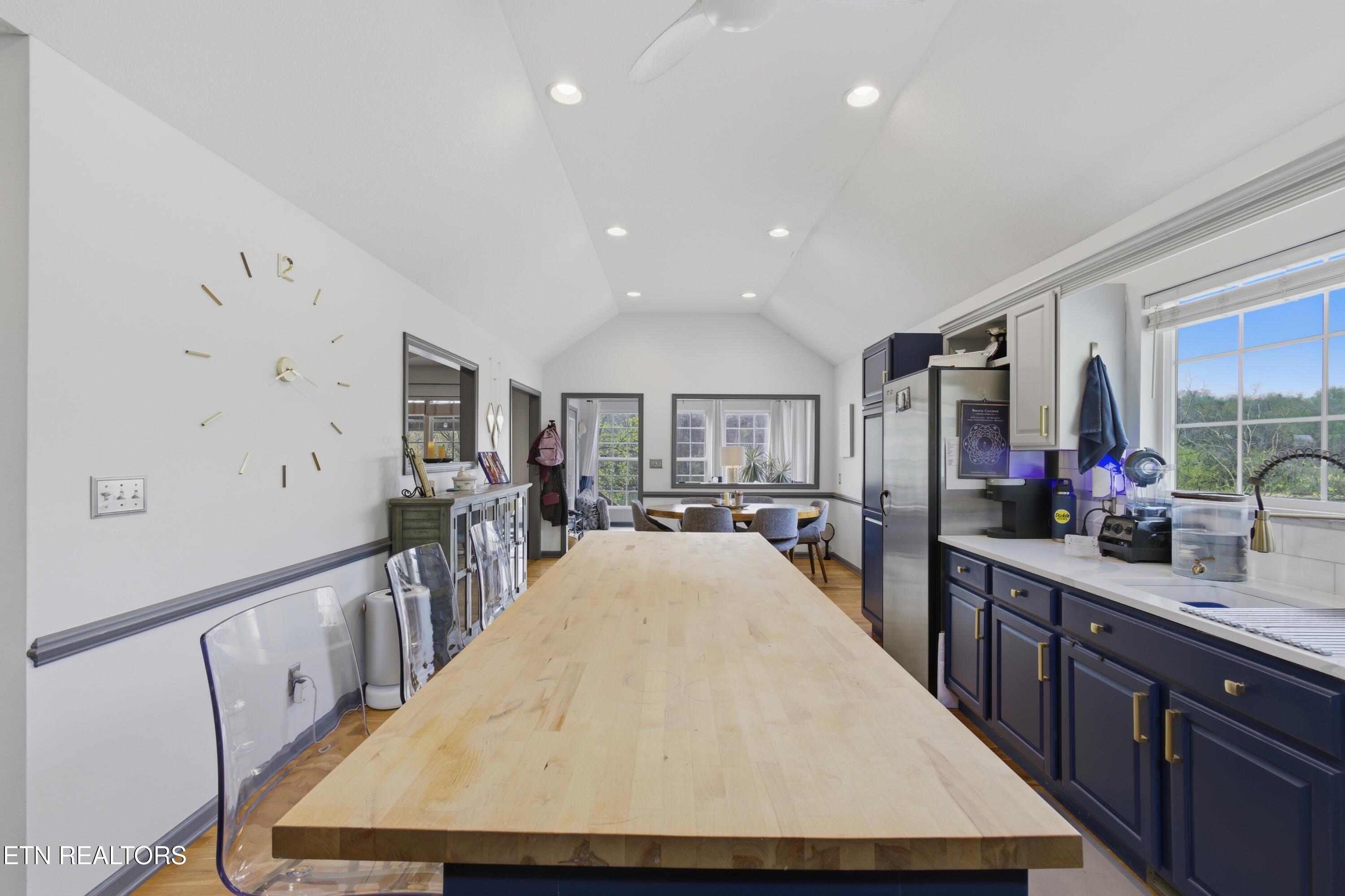141 Settlers Rd