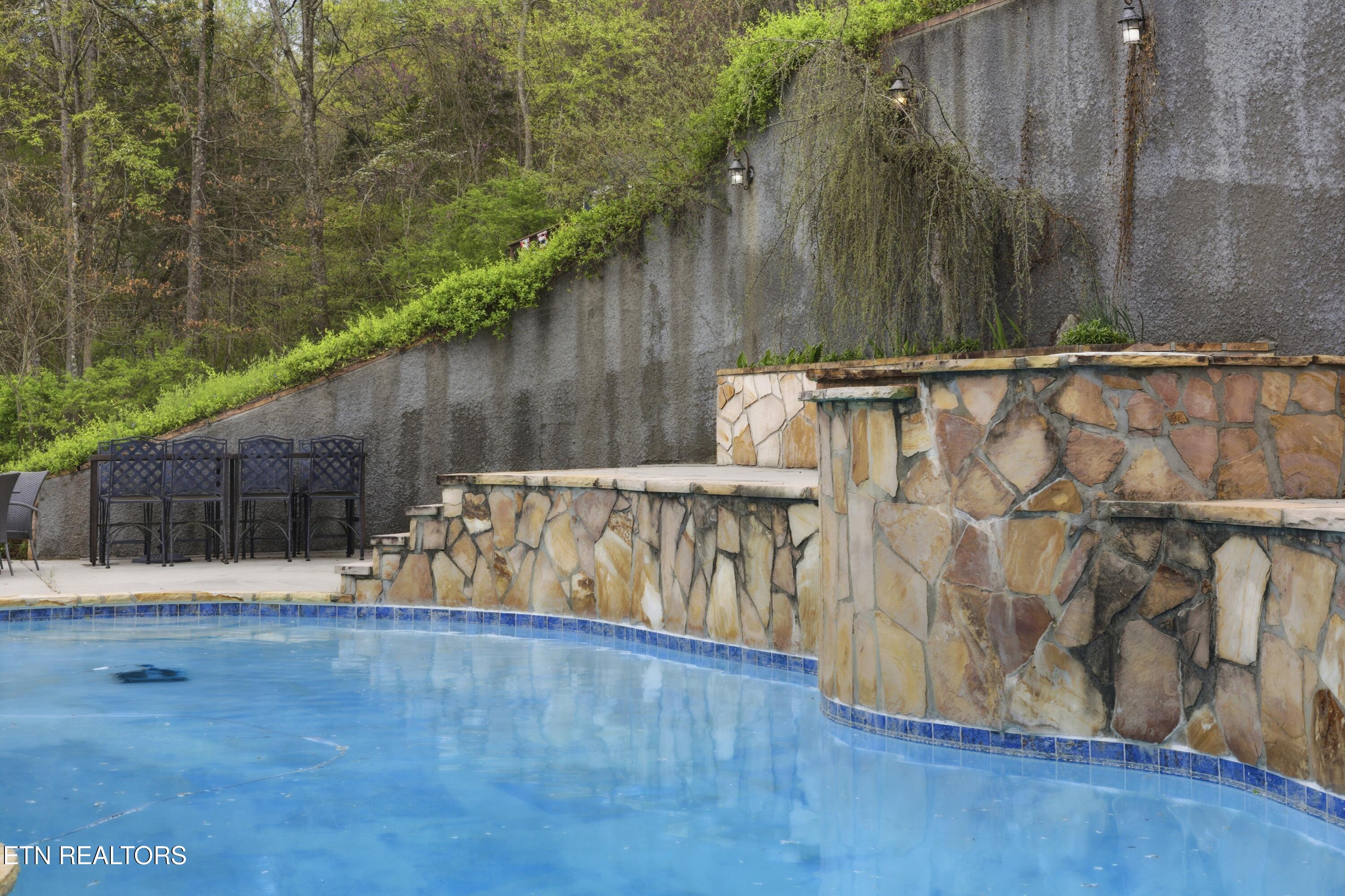 141 Settlers Rd