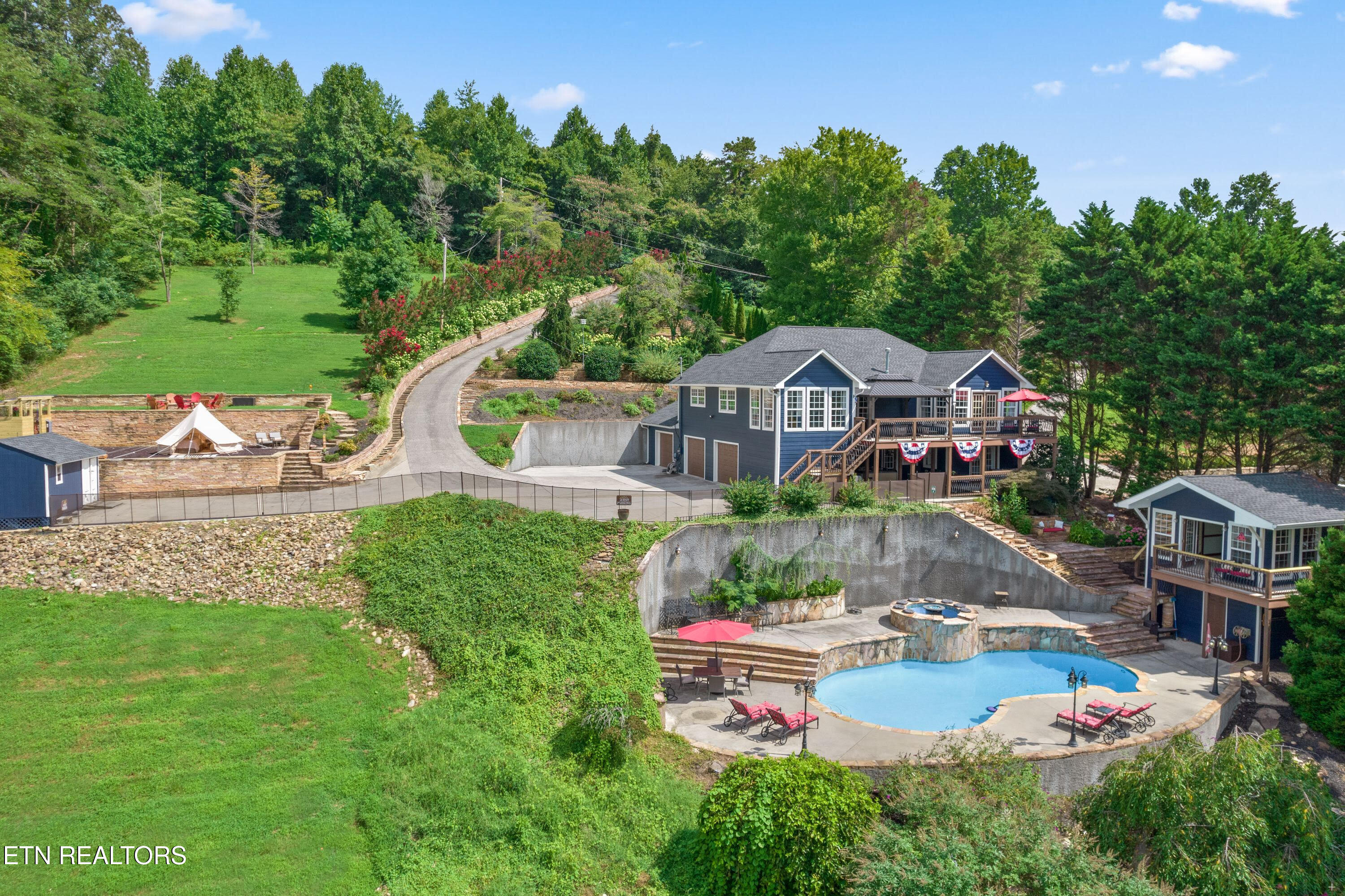 141 Settlers Rd