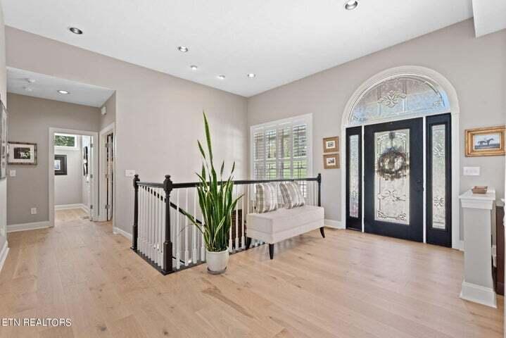 234 Pin Oak Drive