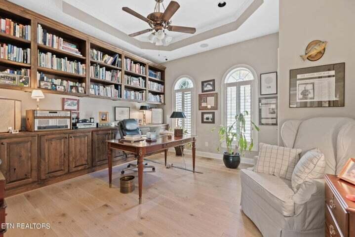 234 Pin Oak Drive