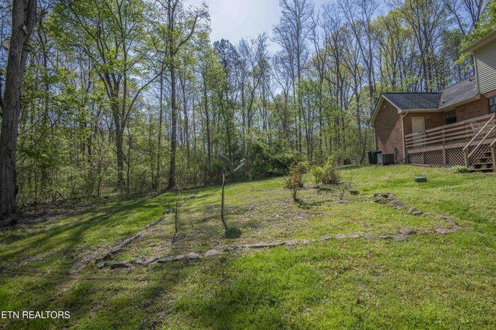 1647 Loudon Highway