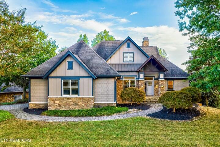 494 Chestnut Lane, 103