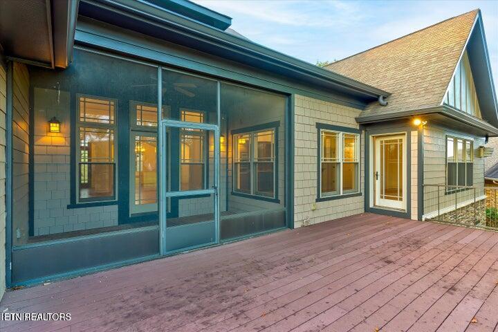 494 Chestnut Lane, 103