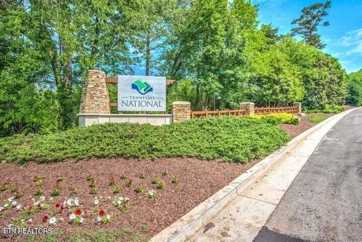 851 Buckhorn Way