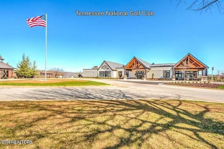 851 Buckhorn Way