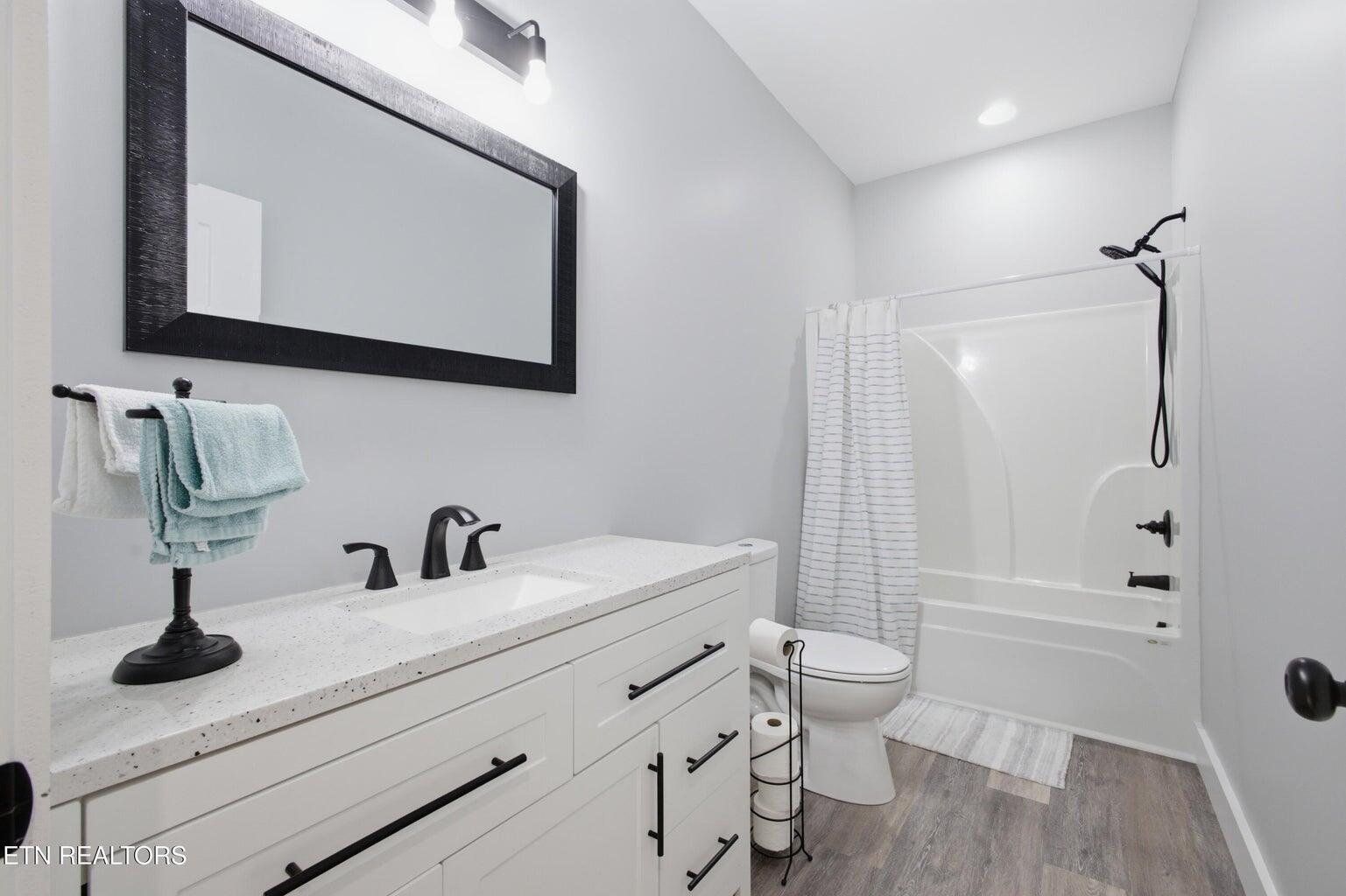 284 Amy Trail
