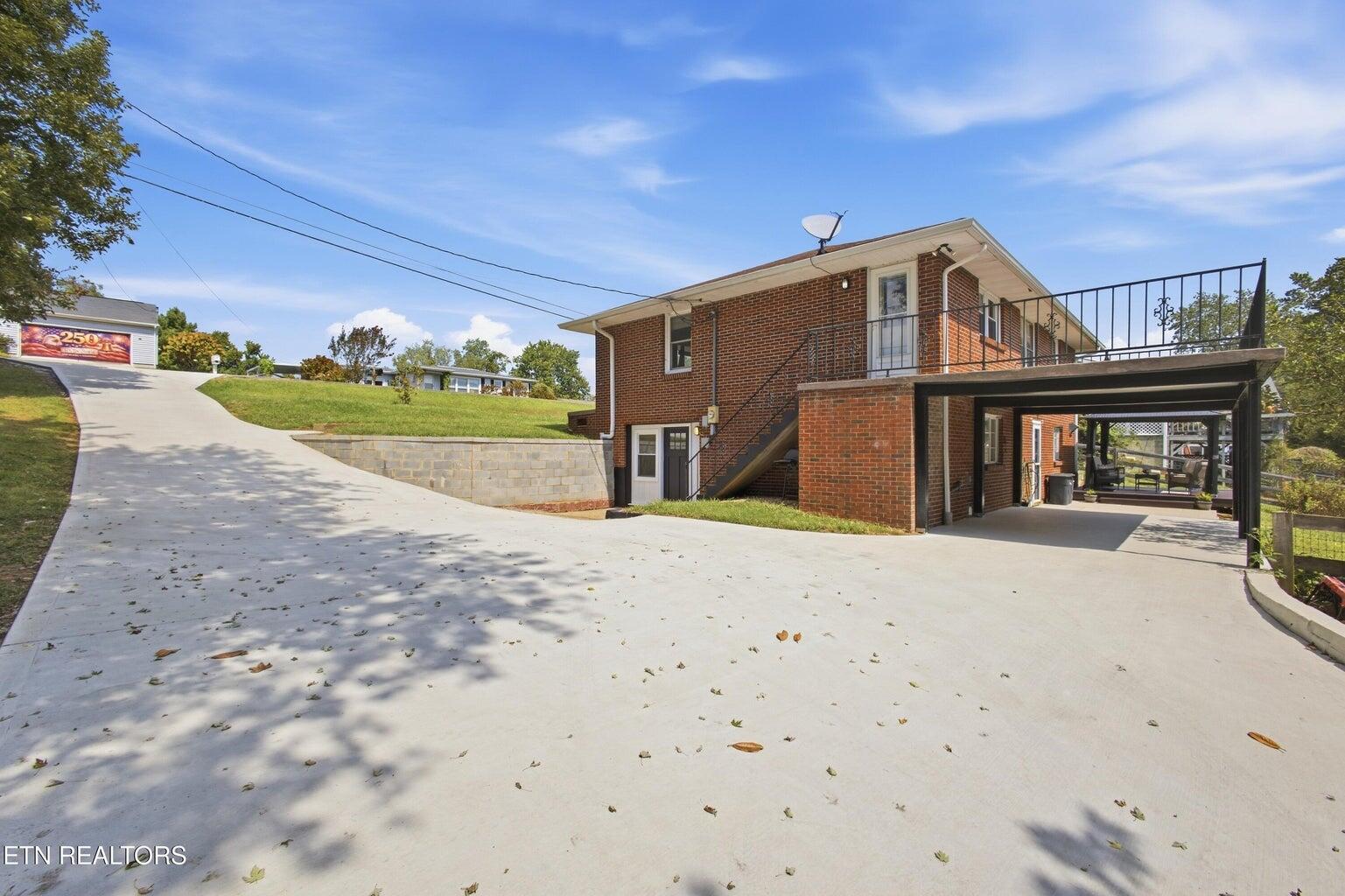 359 Skyline View Lane