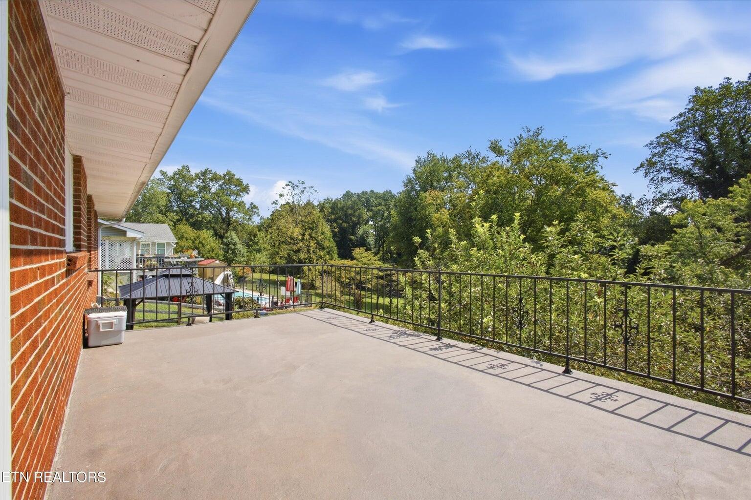 359 Skyline View Lane