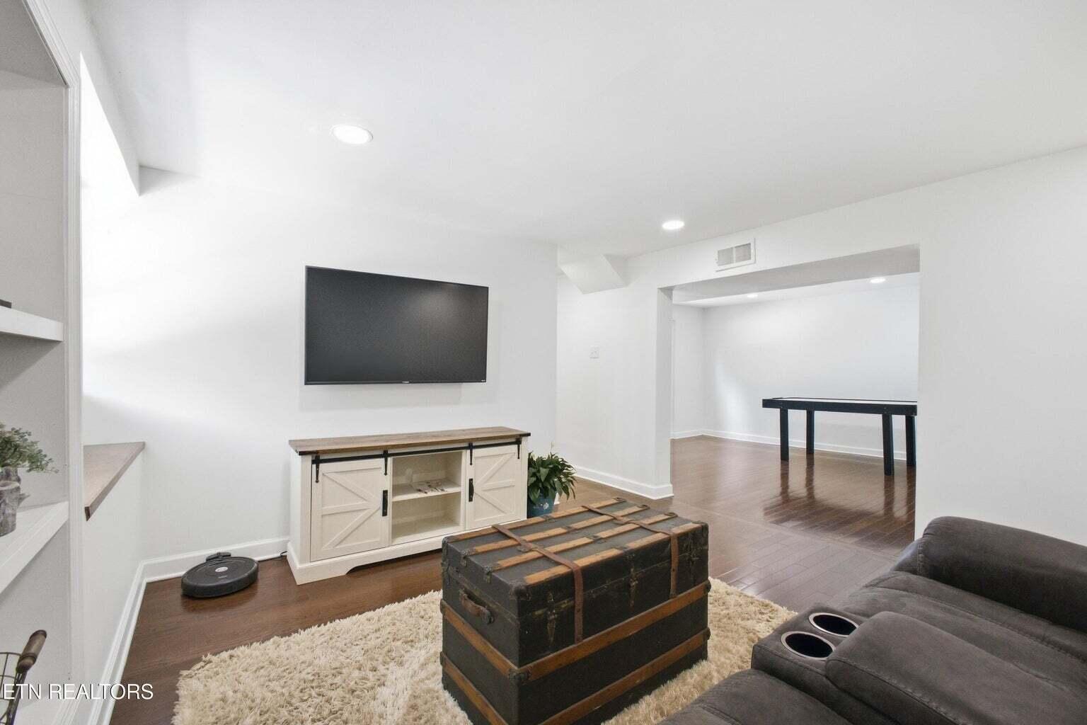 359 Skyline View Lane