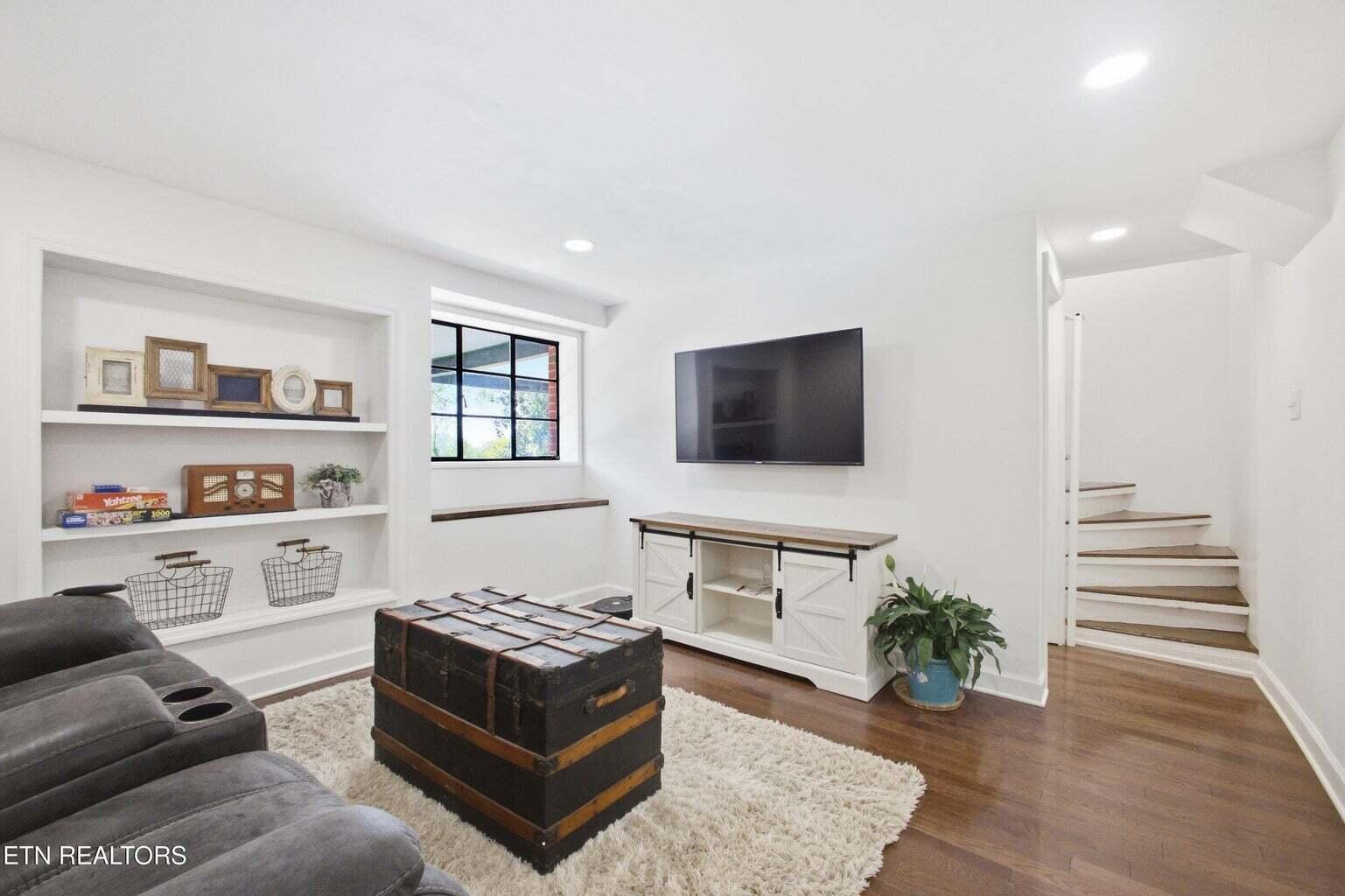359 Skyline View Lane