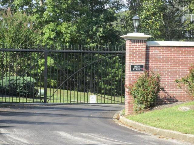 1029 Waterford Place