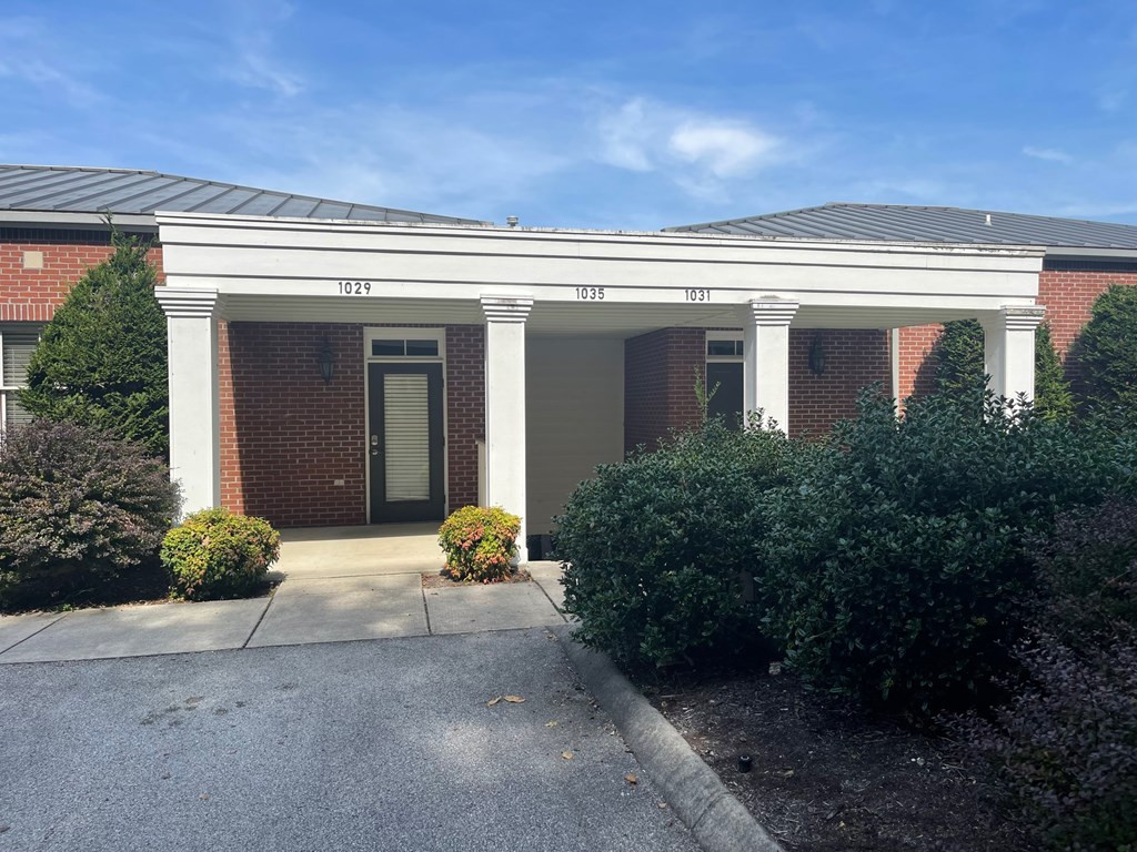 1029 Waterford Place