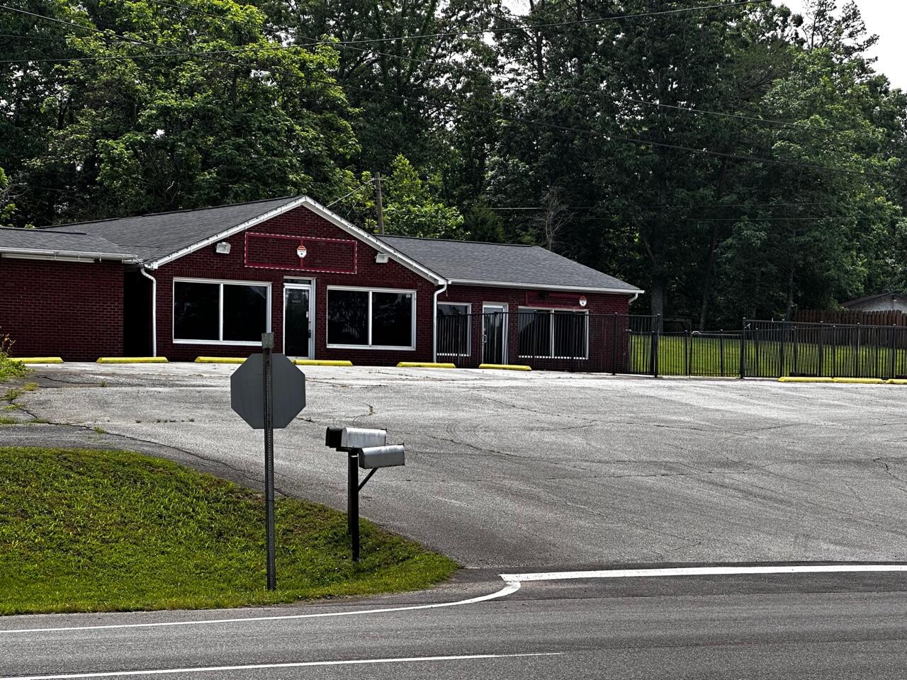 175 Hilltop Loop Road