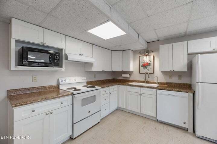2155 Sugar Grove Valley Road