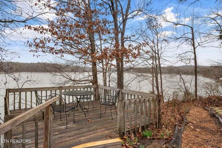 2155 Sugar Grove Valley Road